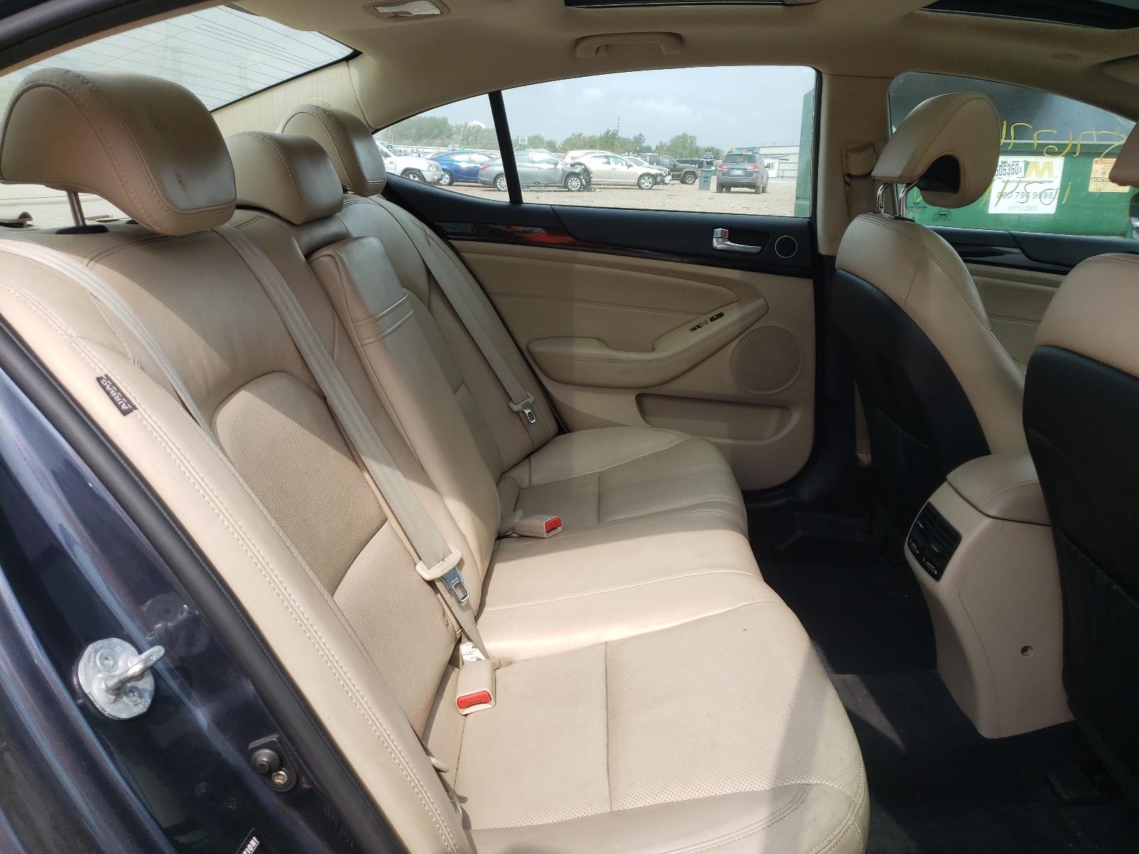 Photo 6 from auction – 2014 KIA CADENZA PR with VIN KNALN4D7XE5149357