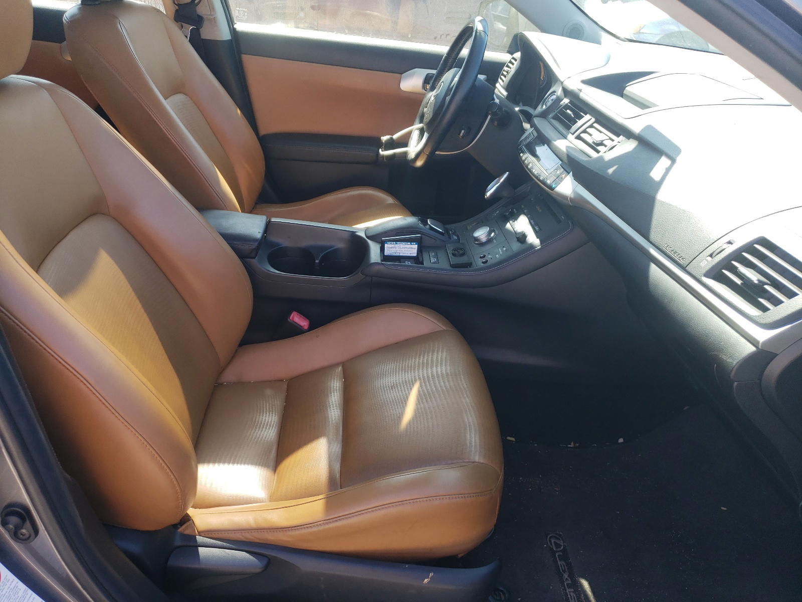 Photo 5 from auction – 2012 LEXUS CT 200 with VIN JTHKD5BH1C2101598