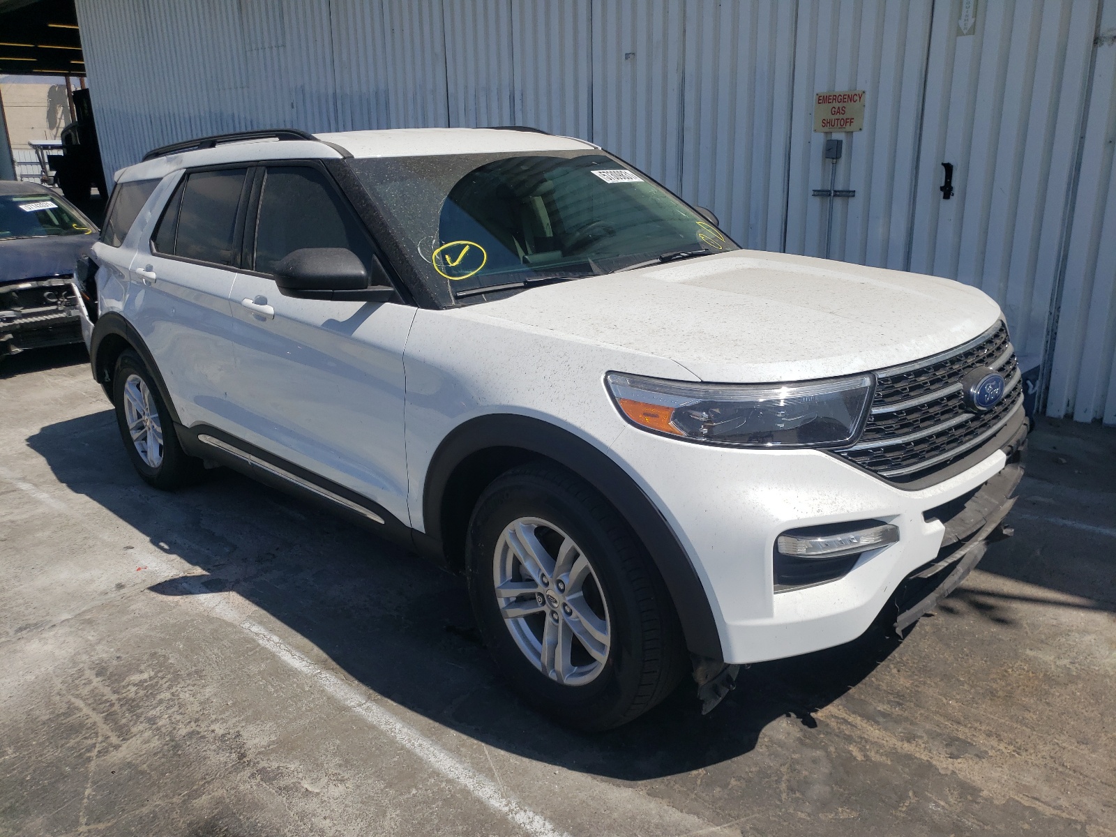 FORD EXPLORER X 2020 with VIN 1FMSK7DH6LGC80011 - Photo from auction