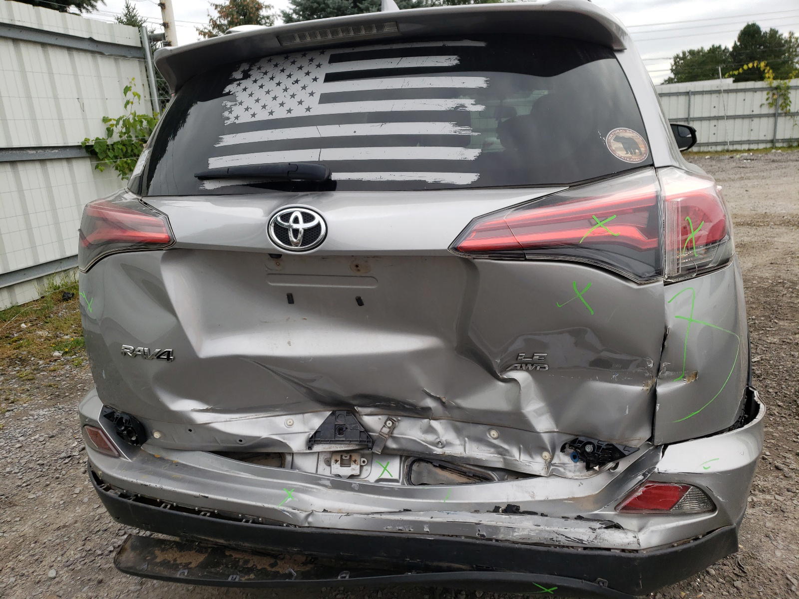 Photo 9 from auction – 2016 TOYOTA RAV4 LE with VIN 2T3BFREV5GW411626