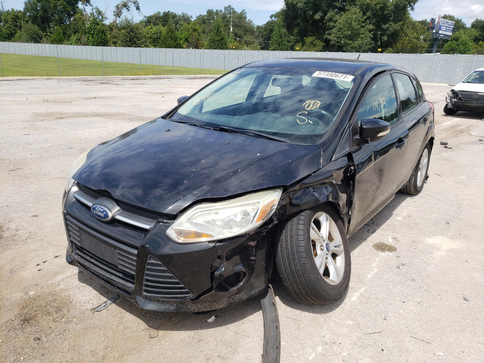 Photo 2 from auction – 2013 FORD FOCUS SE with VIN 1FADP3K26DL336128