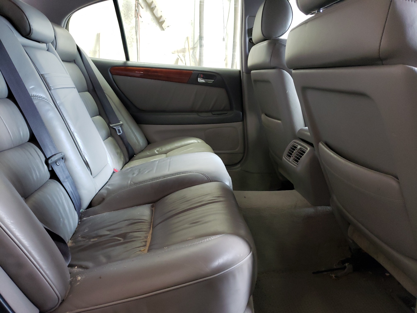 Zdjęcie 6 z aukcji – 1998 LEXUS GS z VIN JT8BH68X5W0008124