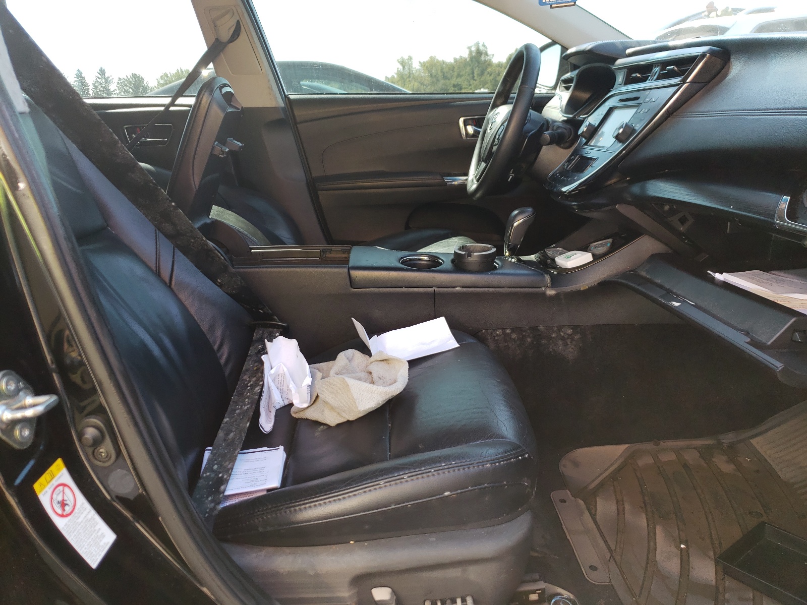 Photo 5 from auction – 2016 TOYOTA AVALON XLE with VIN 4T1BK1EB6GU201158