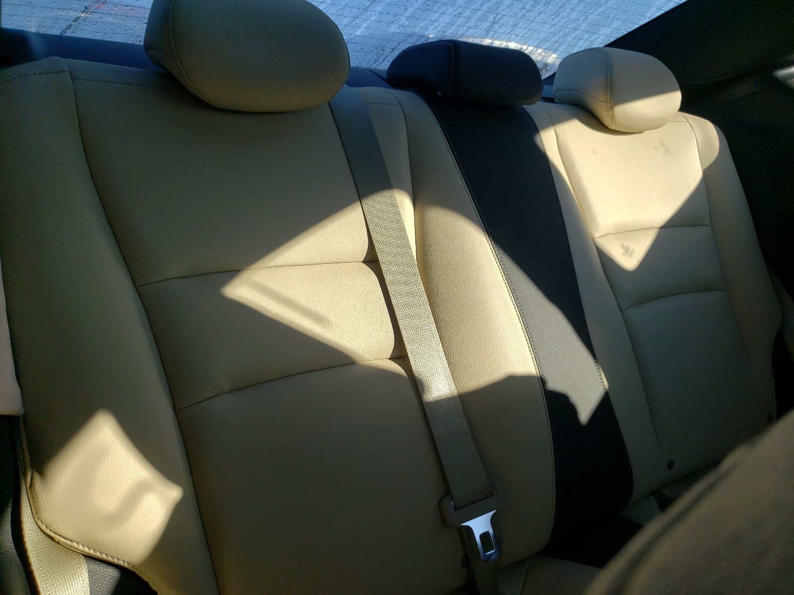 Photo 6 from auction – 2016 HONDA ACCORD EXL with VIN 1HGCT2B85GA000360