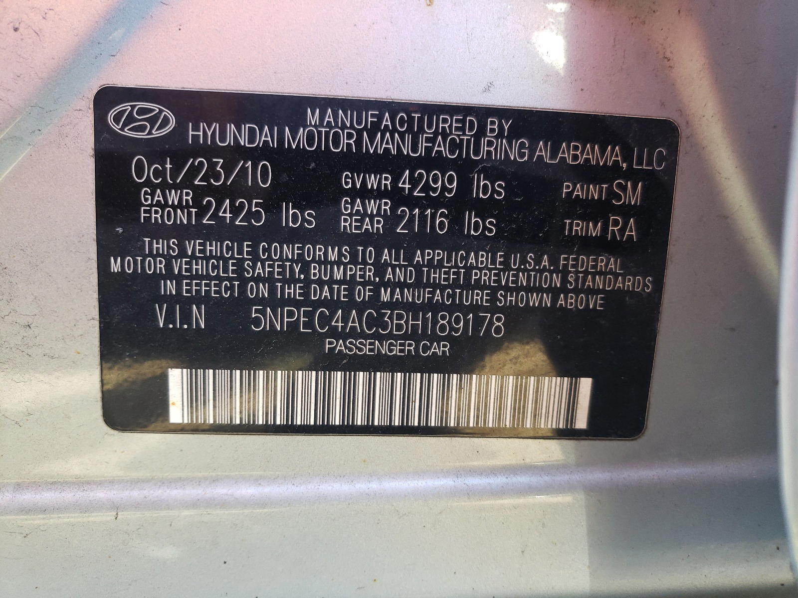 Photo 10 from auction – 2011 HYUNDAI SONATA SE with VIN 5NPEC4AC3BH189178