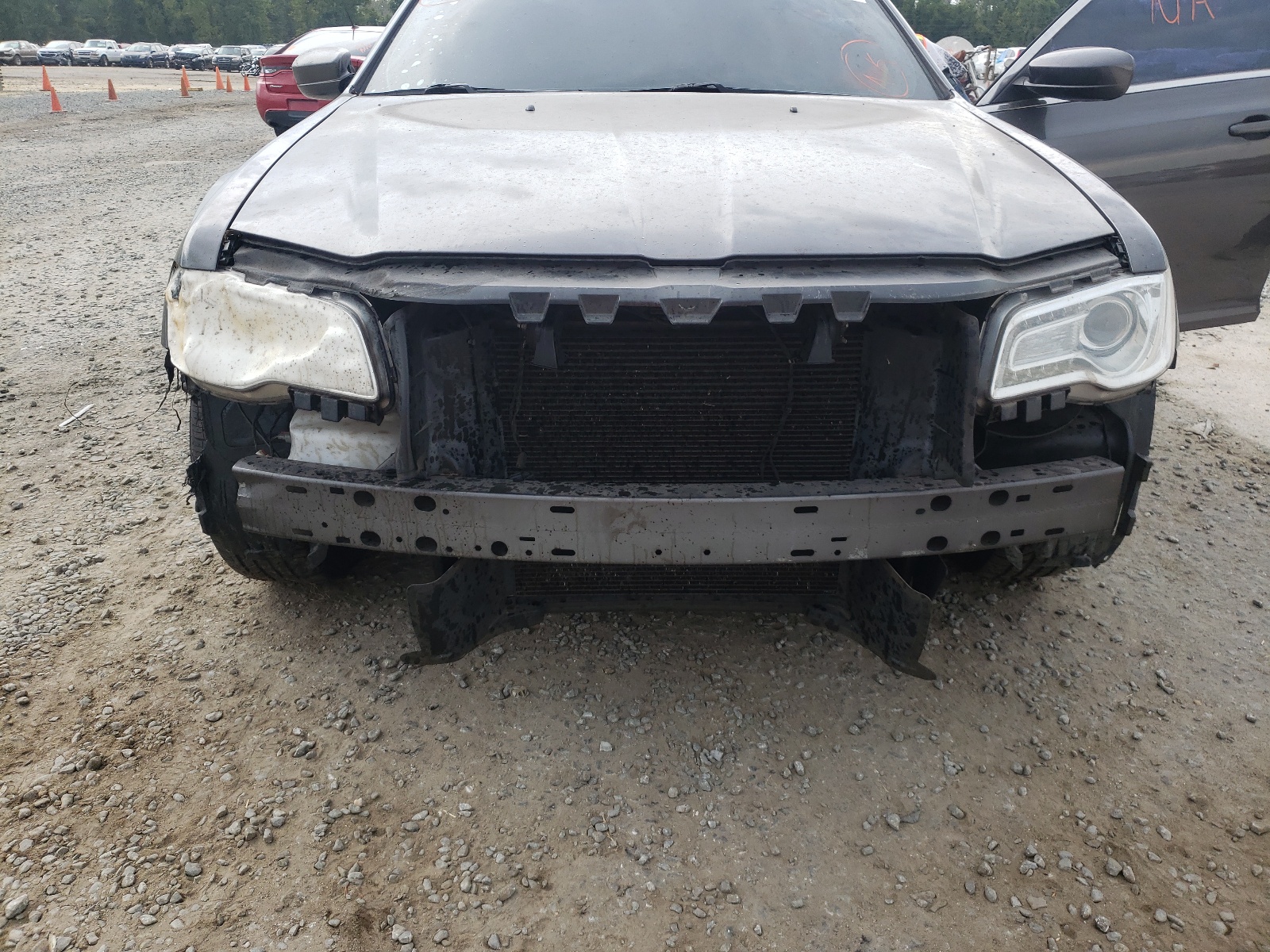 Zdjęcie 9 z aukcji – 2015 CHRYSLER 300 LIMITE z VIN 2C3CCAAG7FH755158