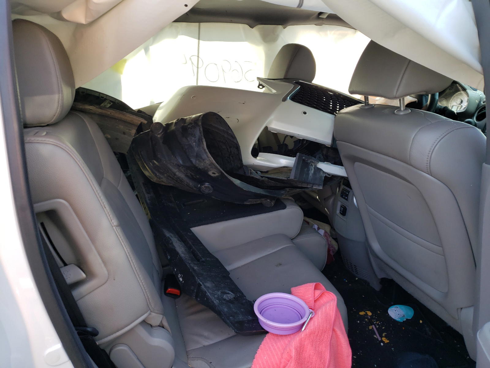 Photo 6 from auction – 2014 HONDA PILOT EXL with VIN 5FNYF4H58EB026847