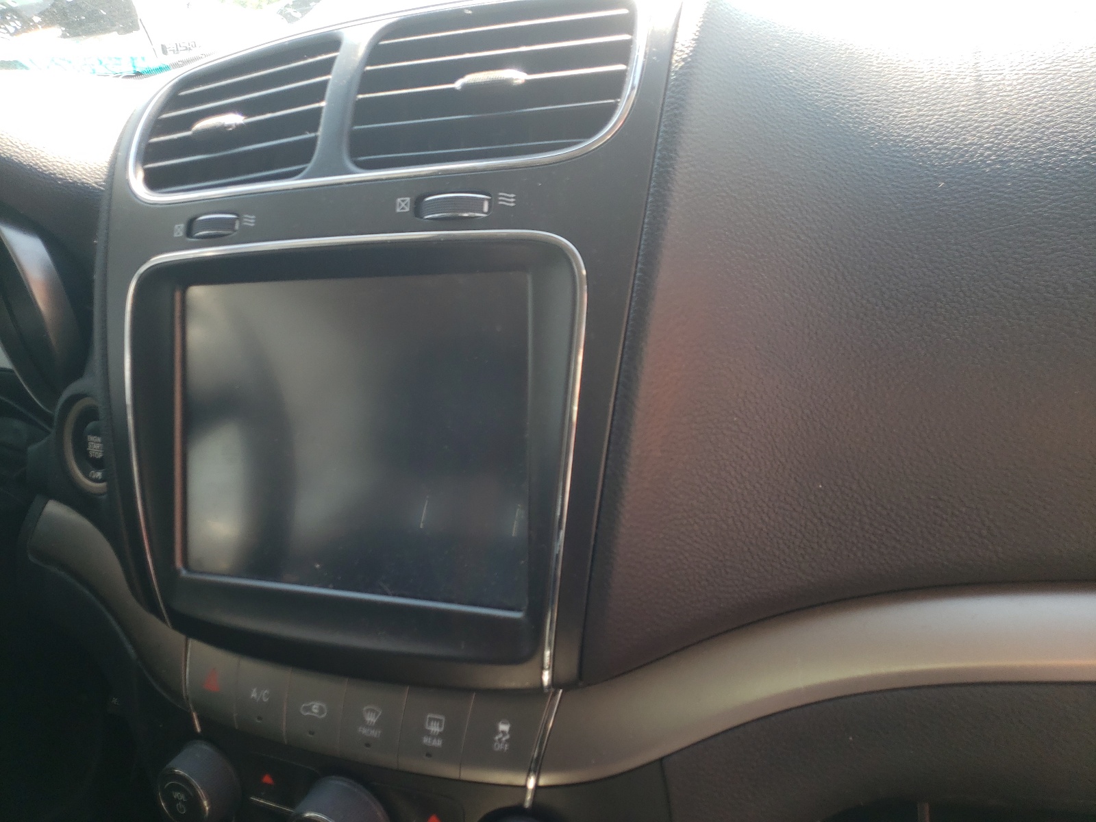 Photo 9 from auction – 2018 DODGE JOURNEY CR with VIN 3C4PDDGG7JT416631