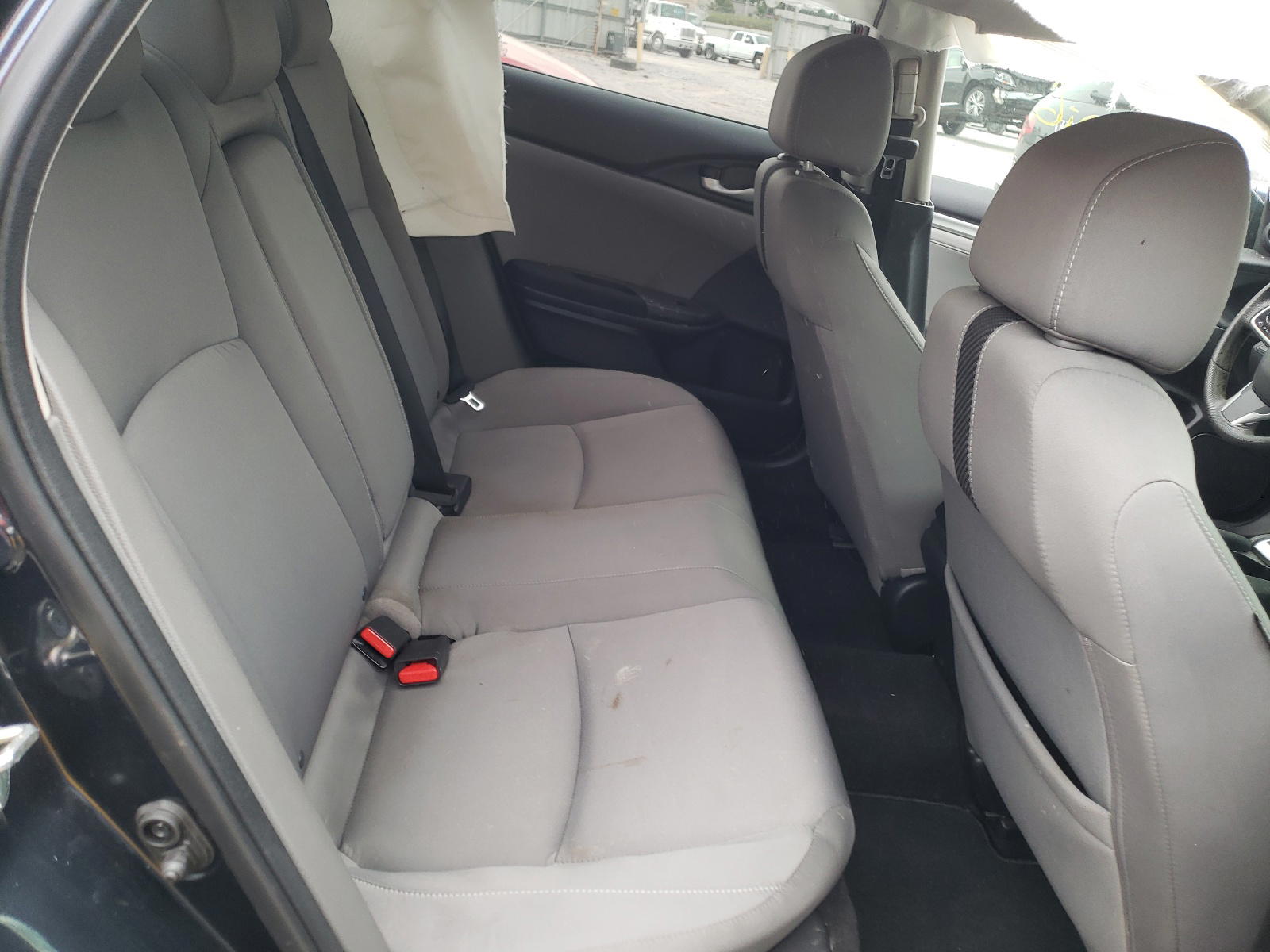 Photo 6 from auction – 2017 HONDA CIVIC EX with VIN 19XFC2F76HE045996