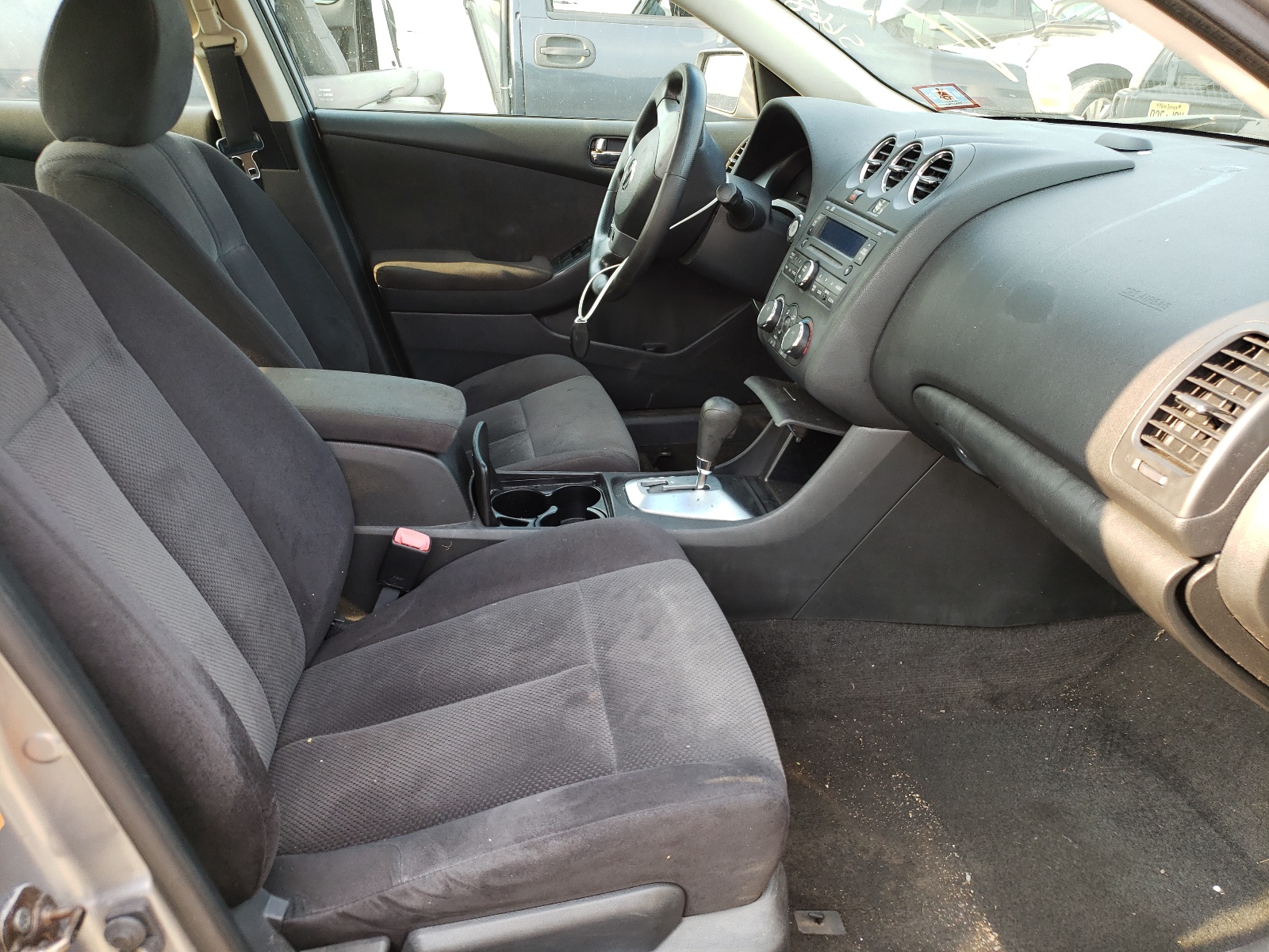 Photo 5 from auction – 2009 NISSAN ALTIMA 2.5 with VIN 1N4AL21E09N493928