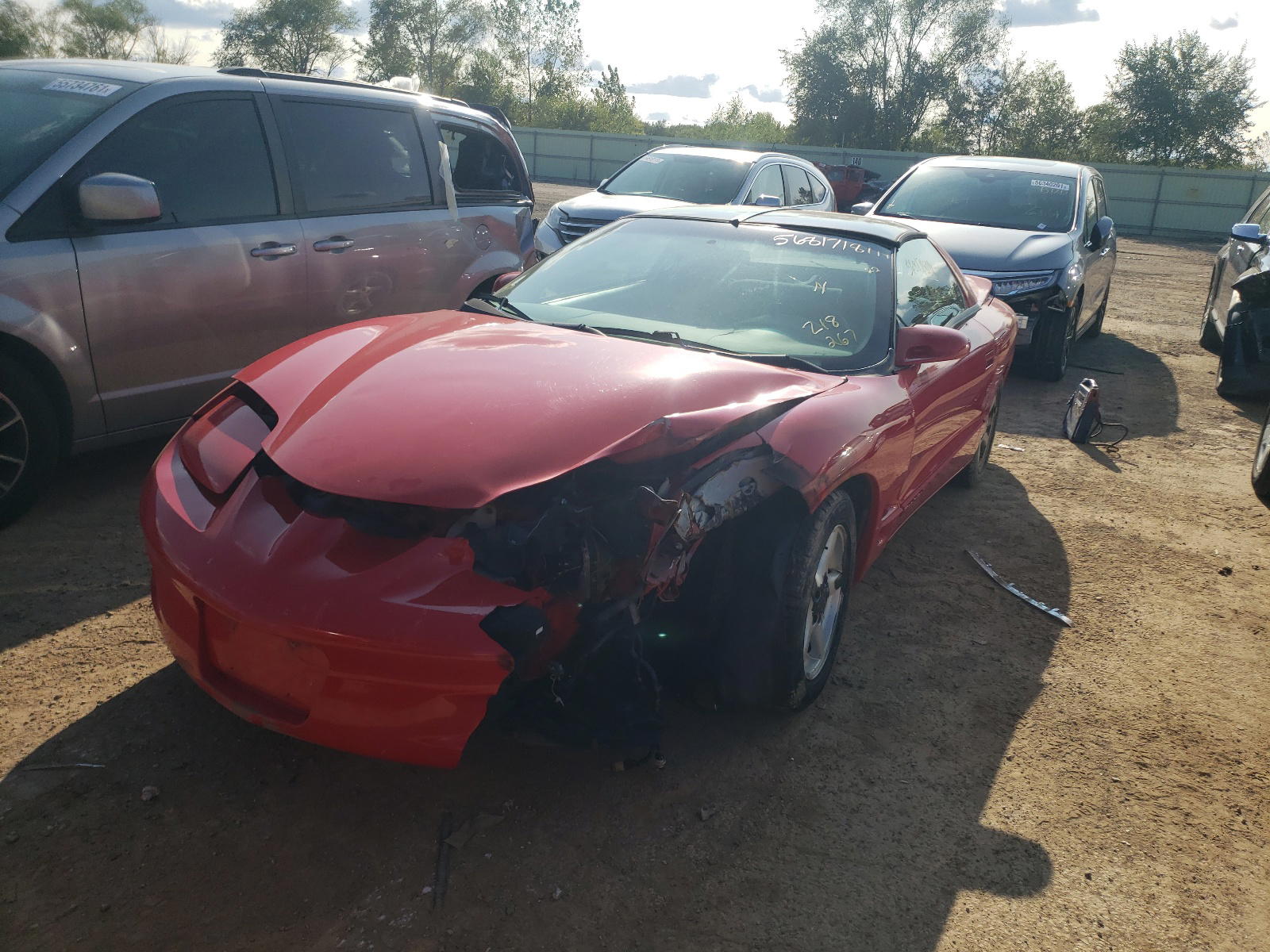 Photo 2 from auction – 1998 PONTIAC FIREBIRD with VIN 2G2FS22K7W2218267