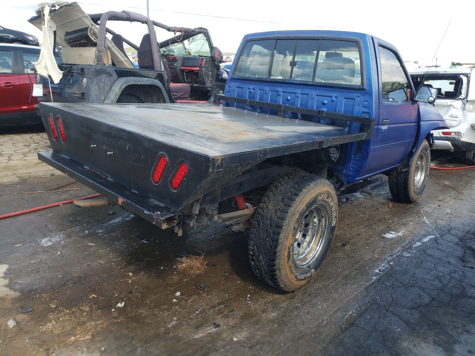 Photo 4 from auction – 1997 NISSAN D21 with VIN 1N6SD16S1VC392517