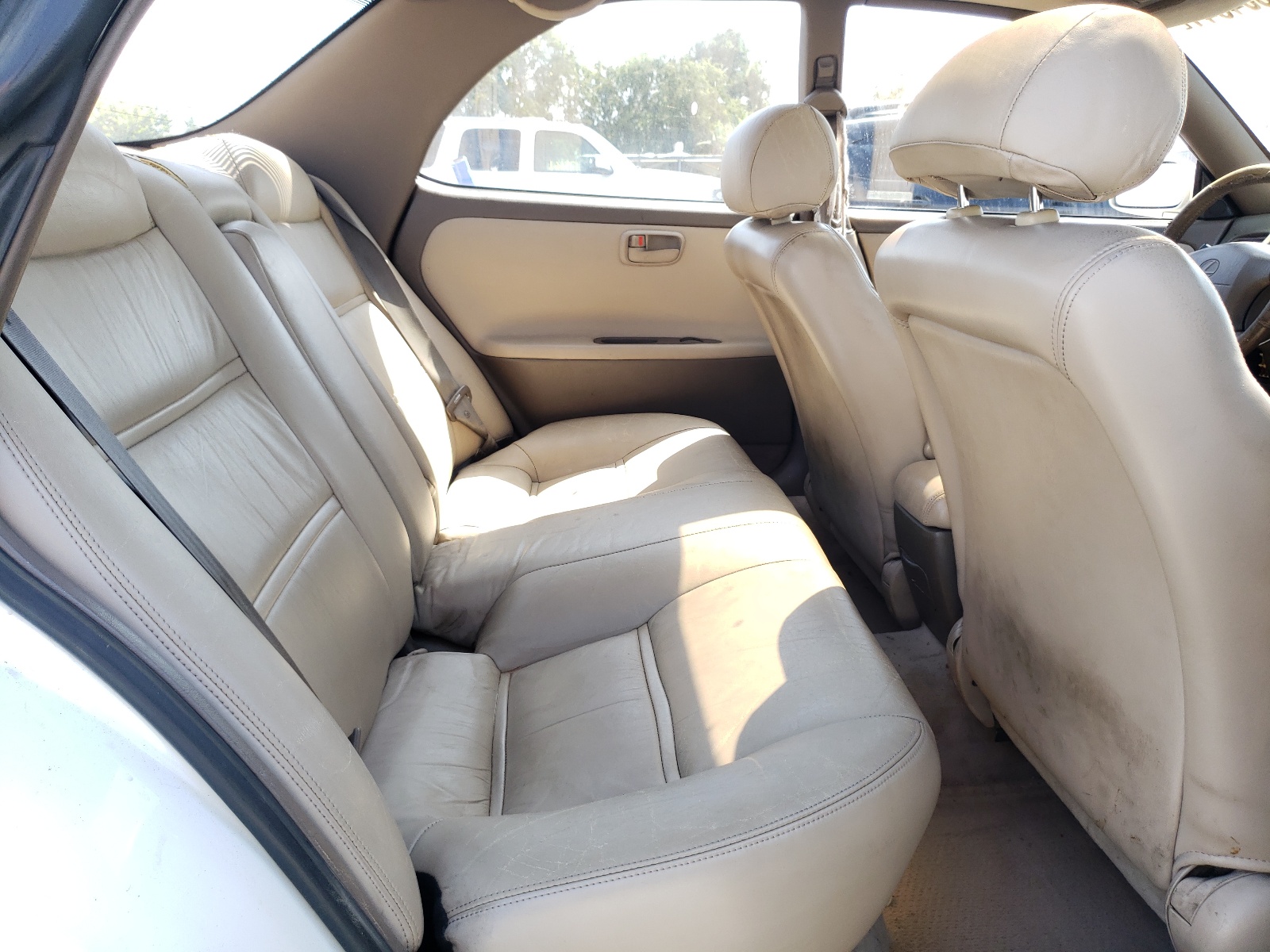 Photo 6 from auction – 1996 LEXUS ES 300 with VIN JT8BF12G9T0145287