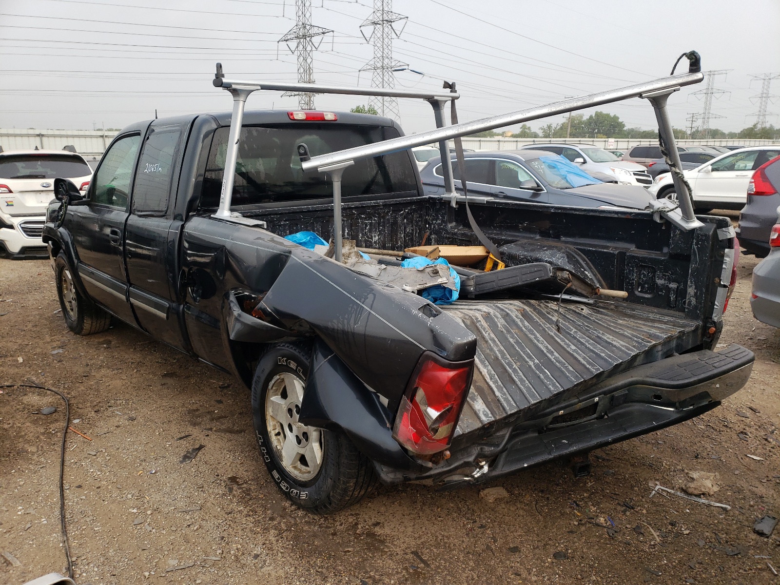 Photo 3 from auction – 2005 CHEVROLET SILVERADO with VIN 2GCEK19B551261744