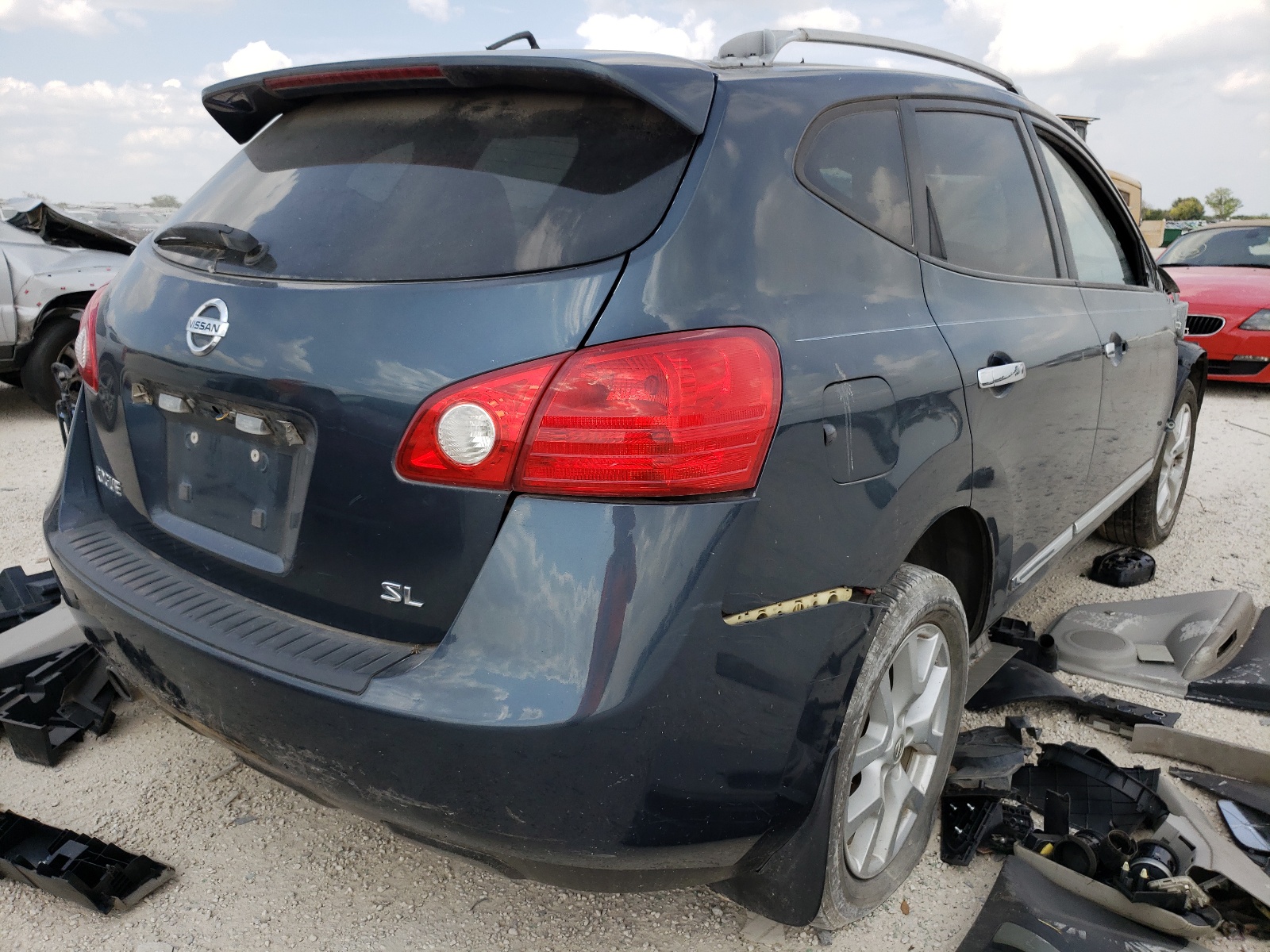 Photo 4 from auction – 2013 NISSAN ROGUE S with VIN JN8AS5MT5DW505166