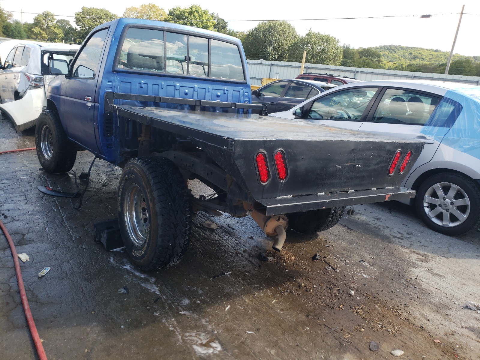 Photo 3 from auction – 1997 NISSAN D21 with VIN 1N6SD16S1VC392517