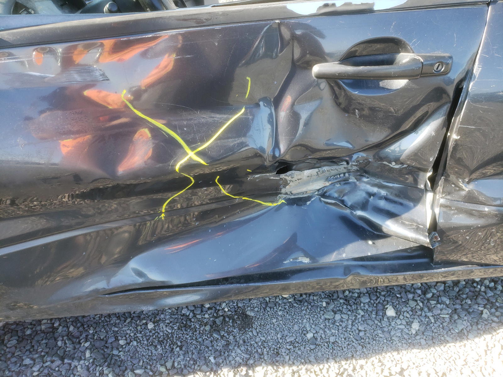 Photo 10 from auction – 2003 MITSUBISHI LANCER with VIN JA3AJ26E03U074028