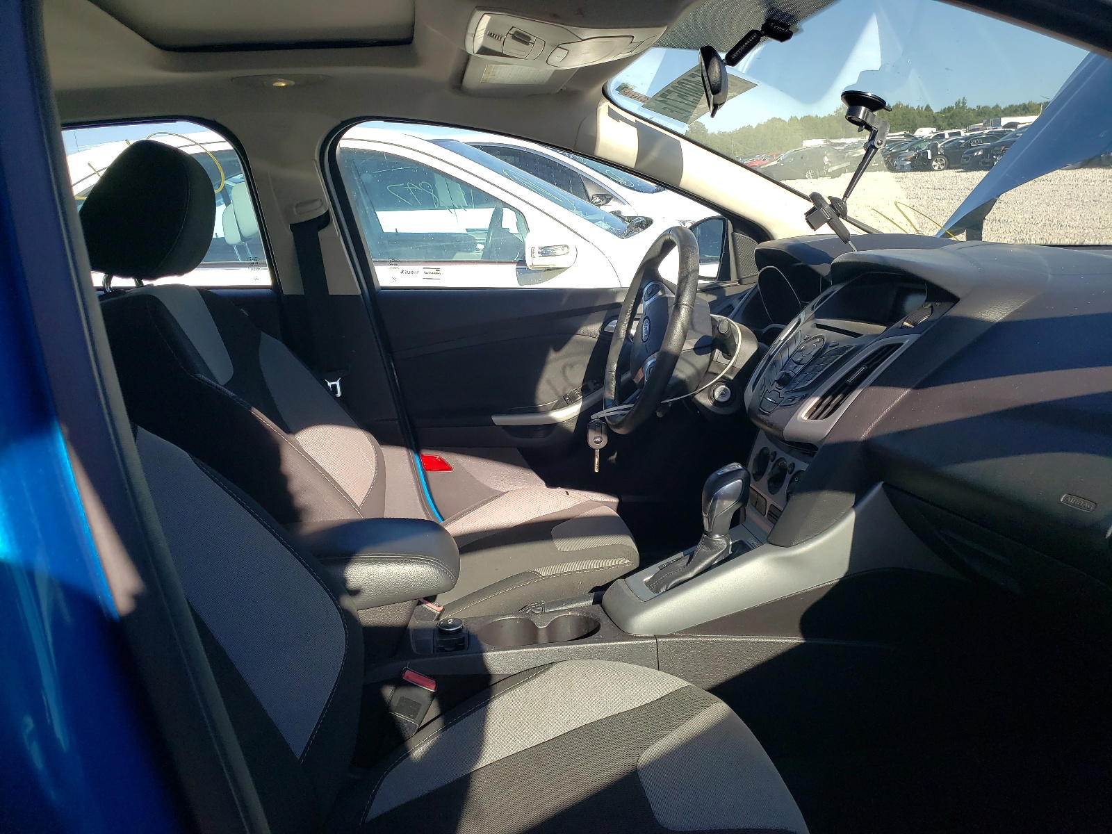 Photo 5 from auction – 2012 FORD FOCUS SE with VIN 1FAHP3F28CL441585