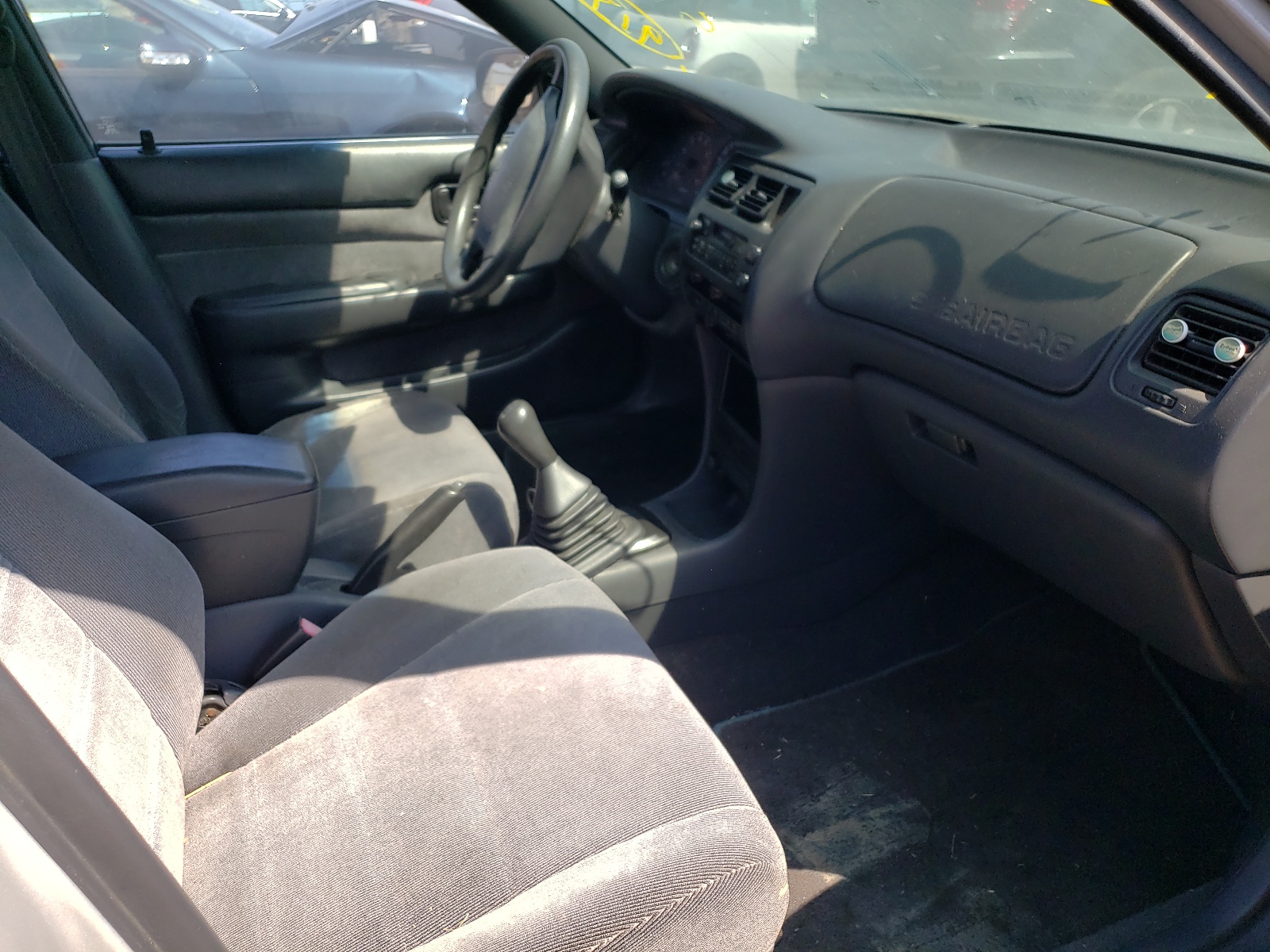 Photo 5 from auction – 1994 TOYOTA COROLLA LE with VIN 1NXAE09B4RZ126132
