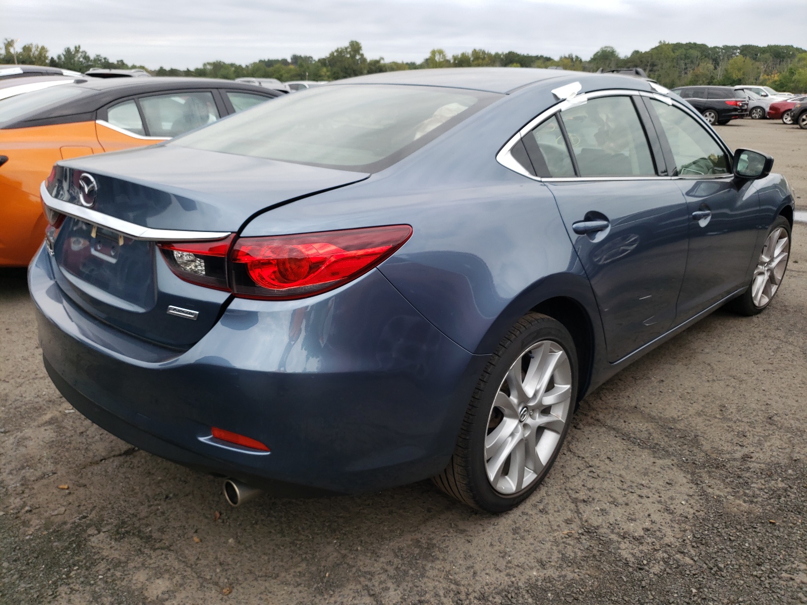 Photo 4 from auction – 2017 MAZDA 6 TOURING with VIN JM1GL1V54H1152207