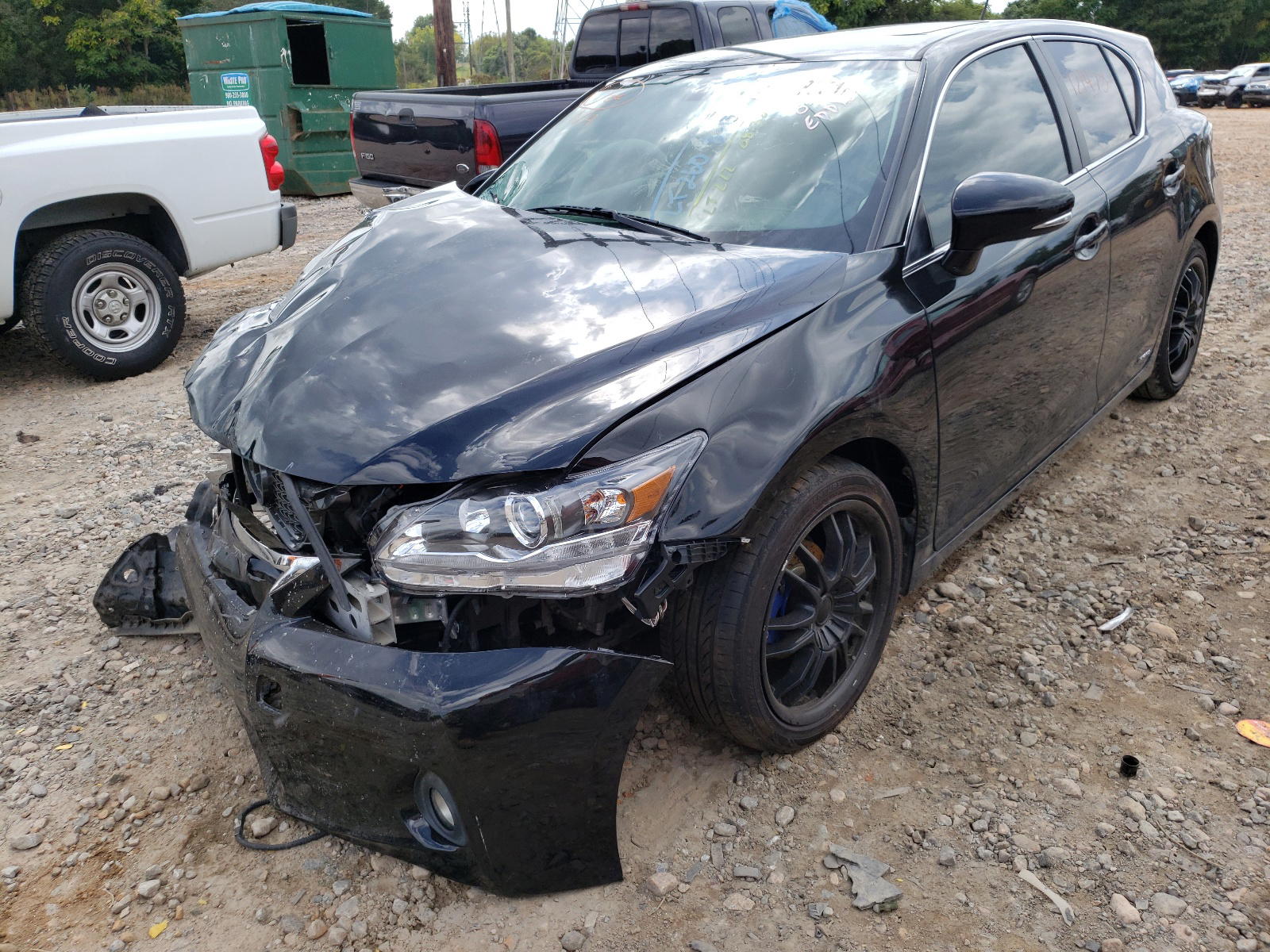 Photo 2 from auction – 2011 LEXUS CT 200 with VIN JTHKD5BH3B2028944