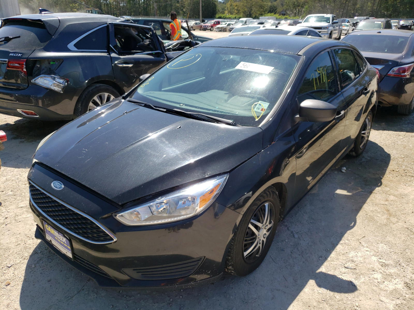 Photo 2 from auction – 2015 FORD FOCUS S with VIN 1FADP3E24FL299661