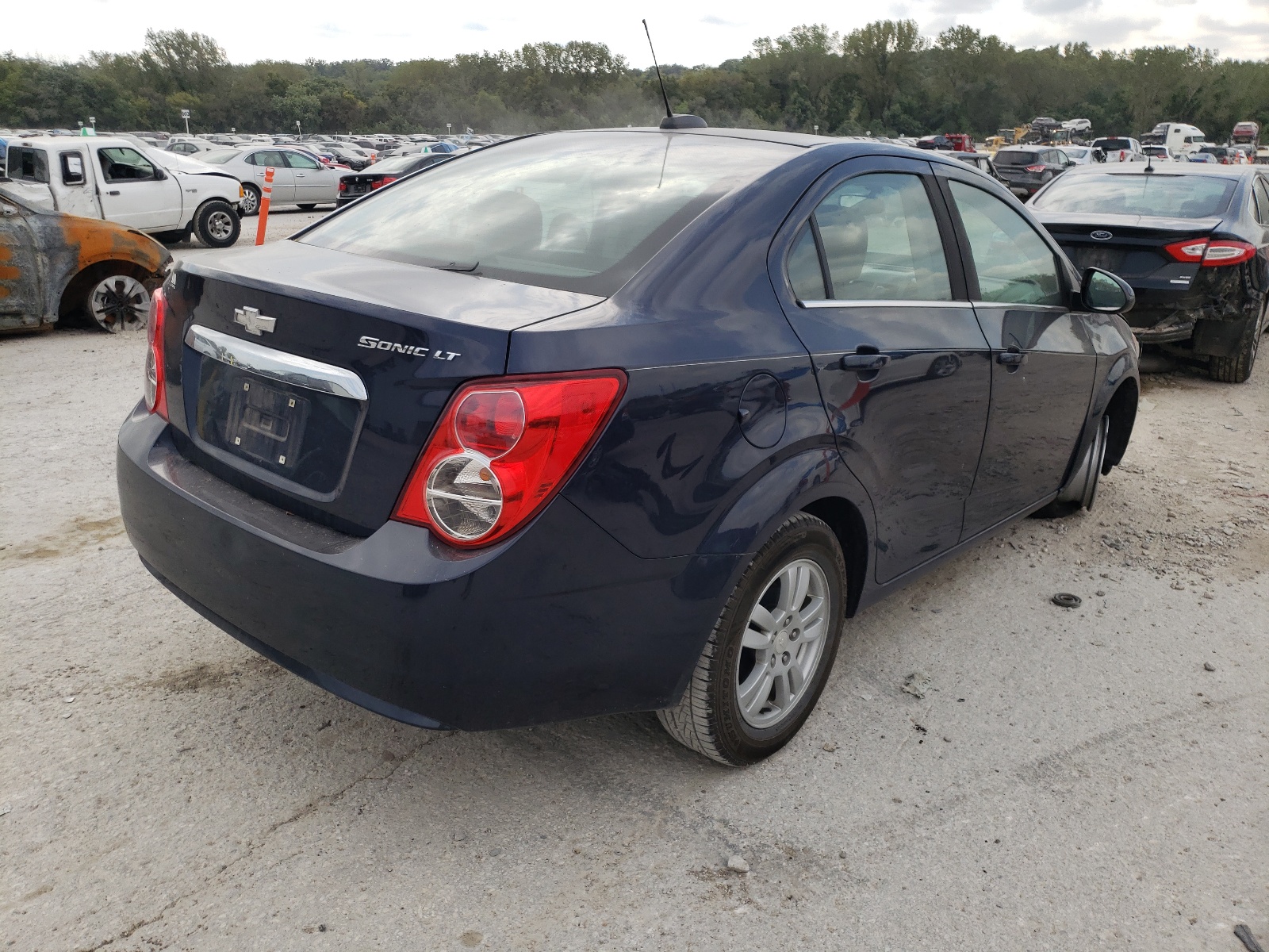 Photo 4 from auction – 2015 CHEVROLET SONIC LT with VIN 1G1JC5SH5F4214472