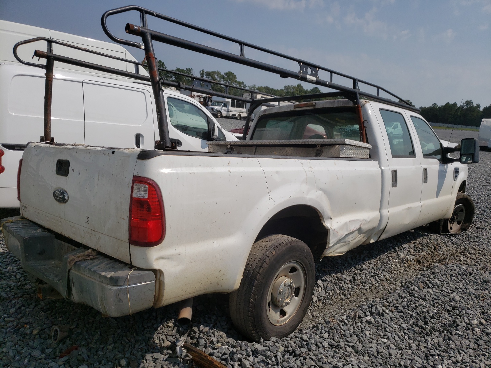 Photo 4 from auction – 2009 FORD F250 SUPER with VIN 1FTSW20569EA91421