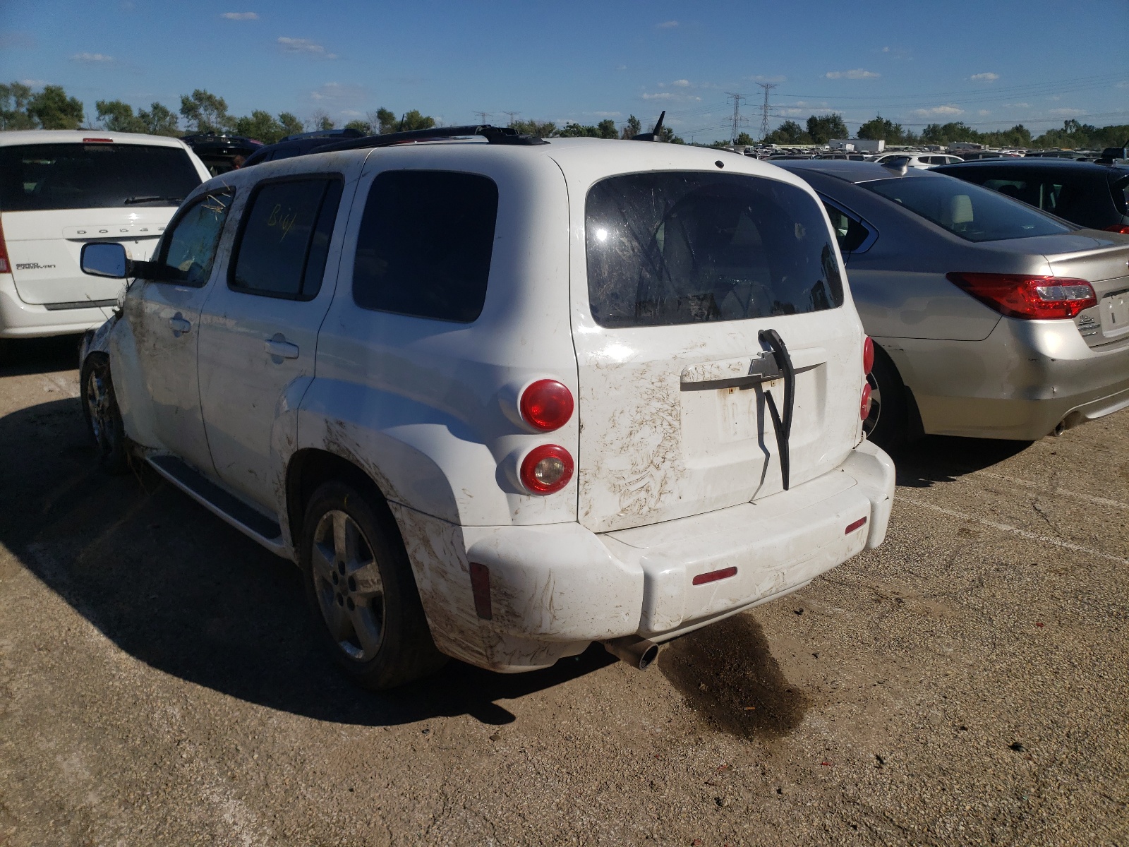 Photo 3 from auction – 2010 CHEVROLET HHR LT with VIN 3GNBABDB6AS549667