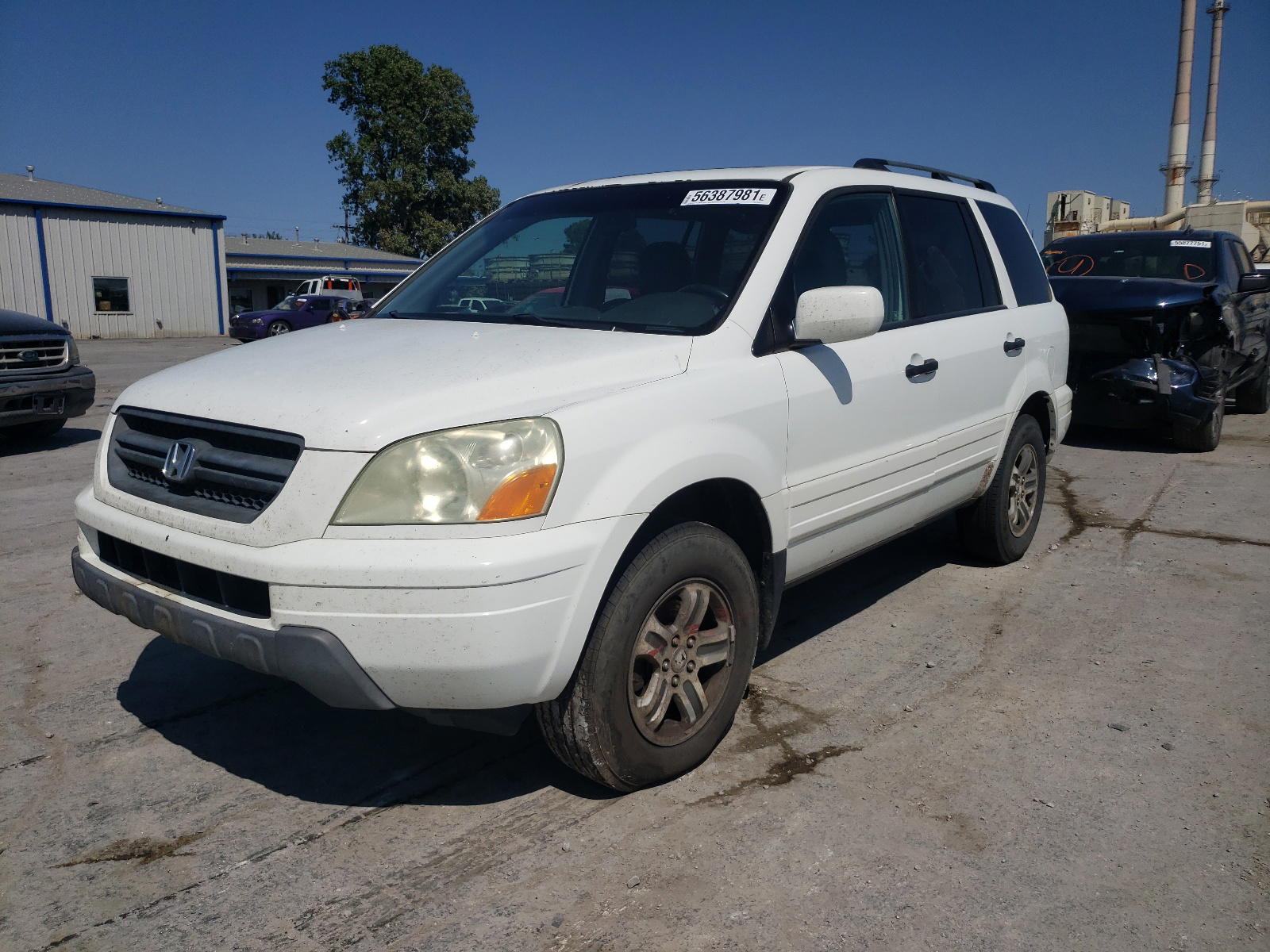 Photo 2 from auction – 2005 HONDA PILOT EXL with VIN 5FNYF18555B031986