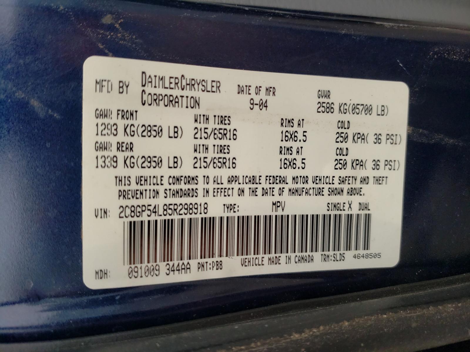 Photo 10 from auction – 2005 CHRYSLER TOWN & COU with VIN 2C8GP54L85R298918