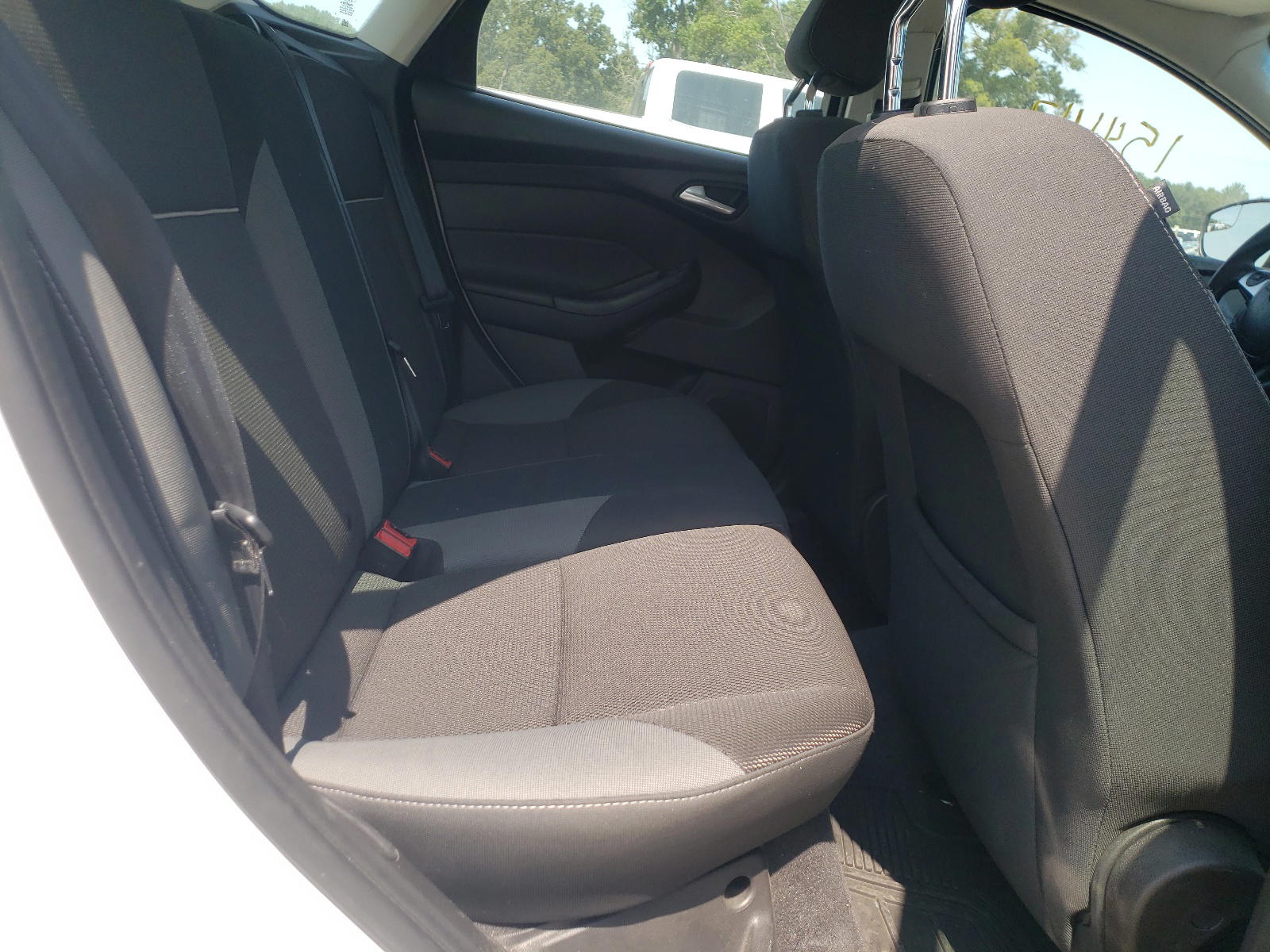 Photo 6 from auction – 2012 FORD FOCUS SE with VIN 1FAHP3K26CL221559