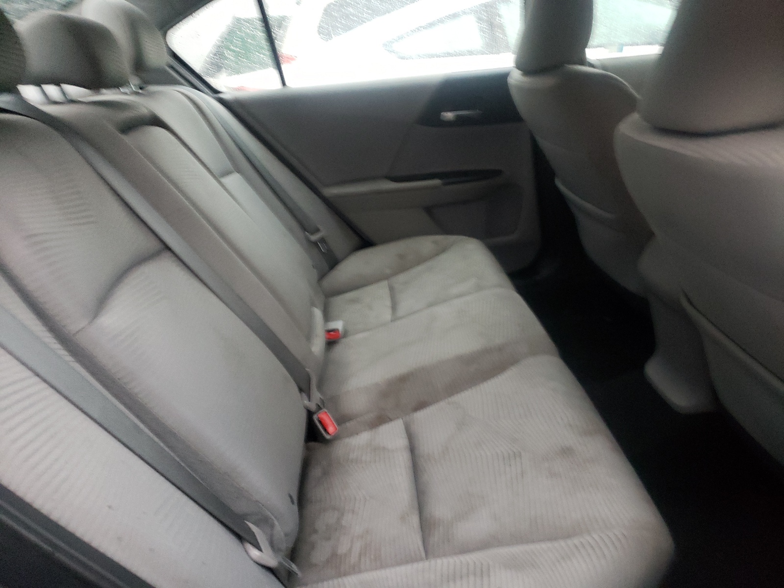 Photo 6 from auction – 2015 HONDA ACCORD with VIN 1HGCR2F38FA211368