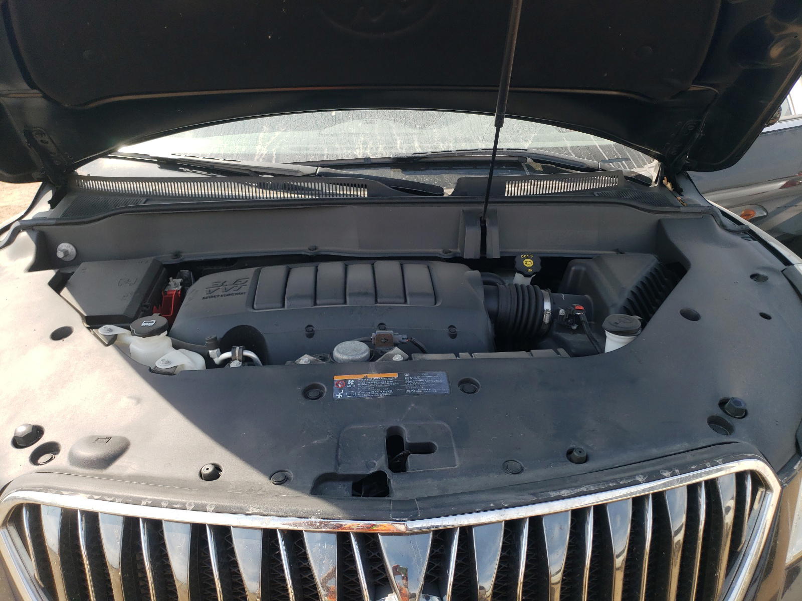Photo 7 from auction – 2017 BUICK ENCLAVE with VIN 5GAKRAKD4HJ324175