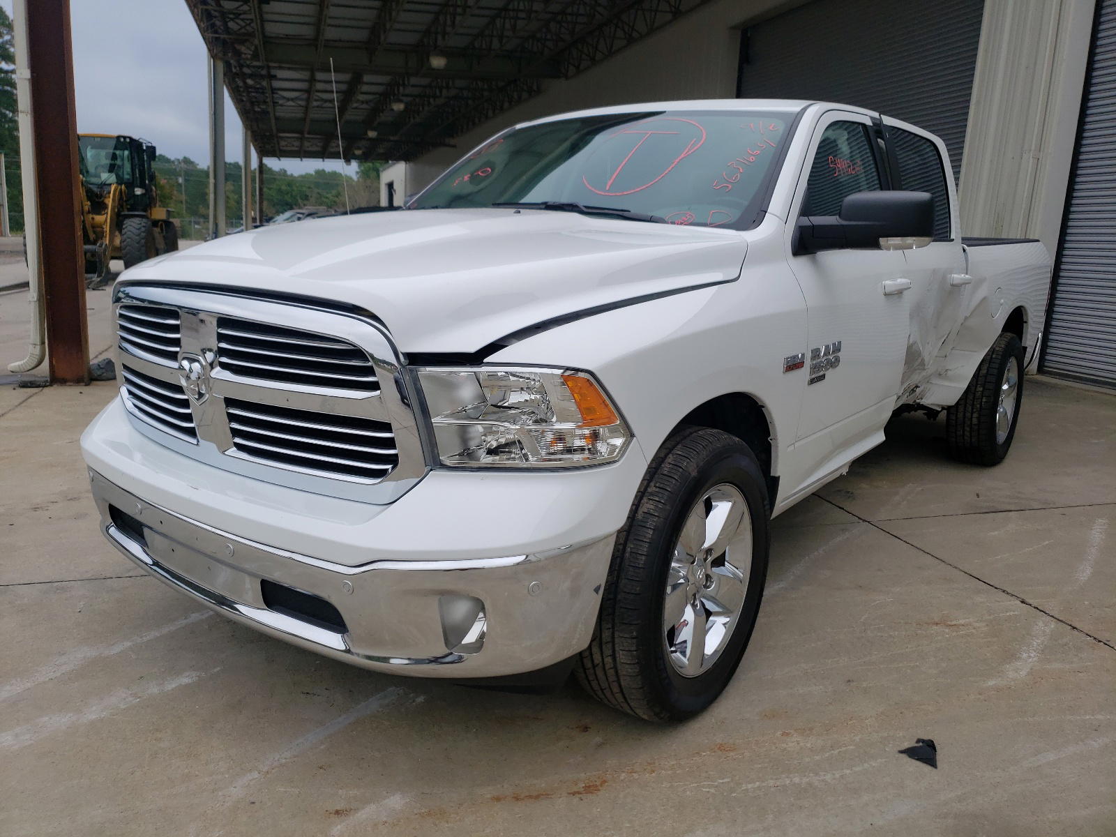 Photo 2 from auction – 2019 RAM 1500 CLASS with VIN 1C6RR6TT2KS722042