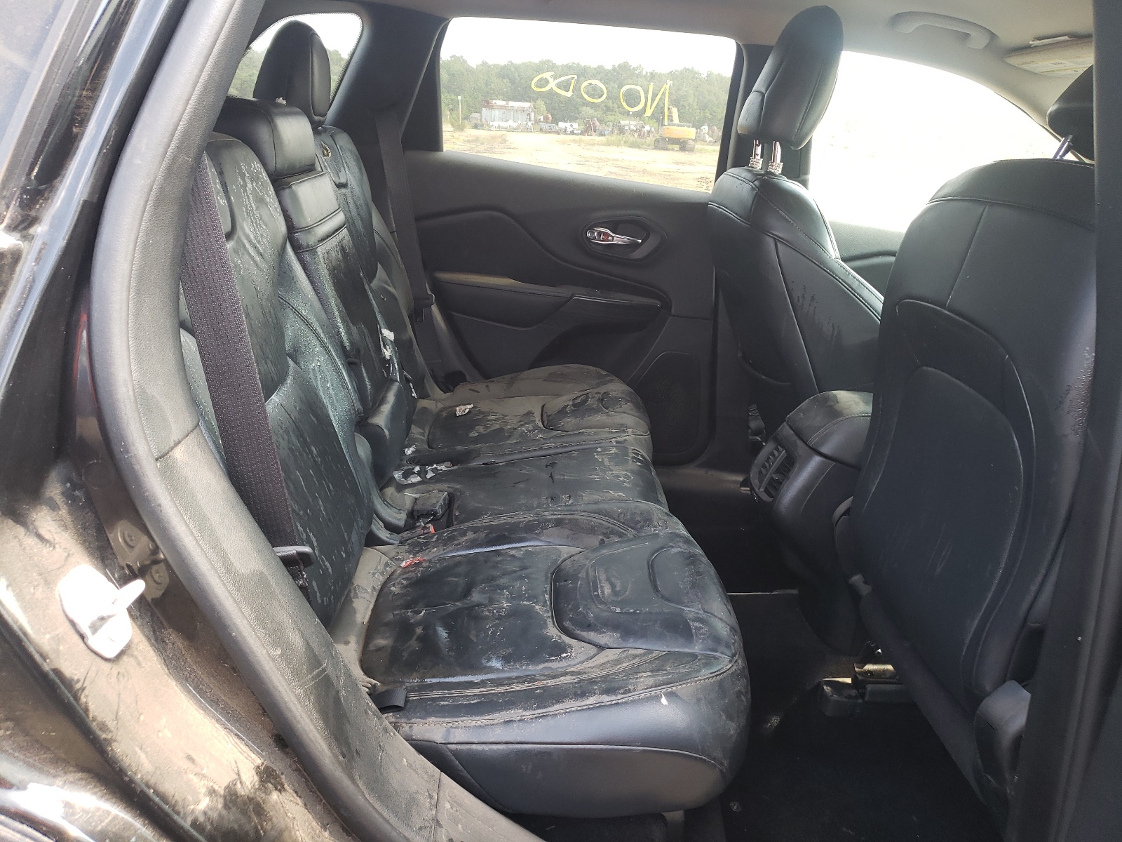 Photo 6 from auction – 2017 JEEP CHEROKEE L with VIN 1C4PJMDB2HW519333