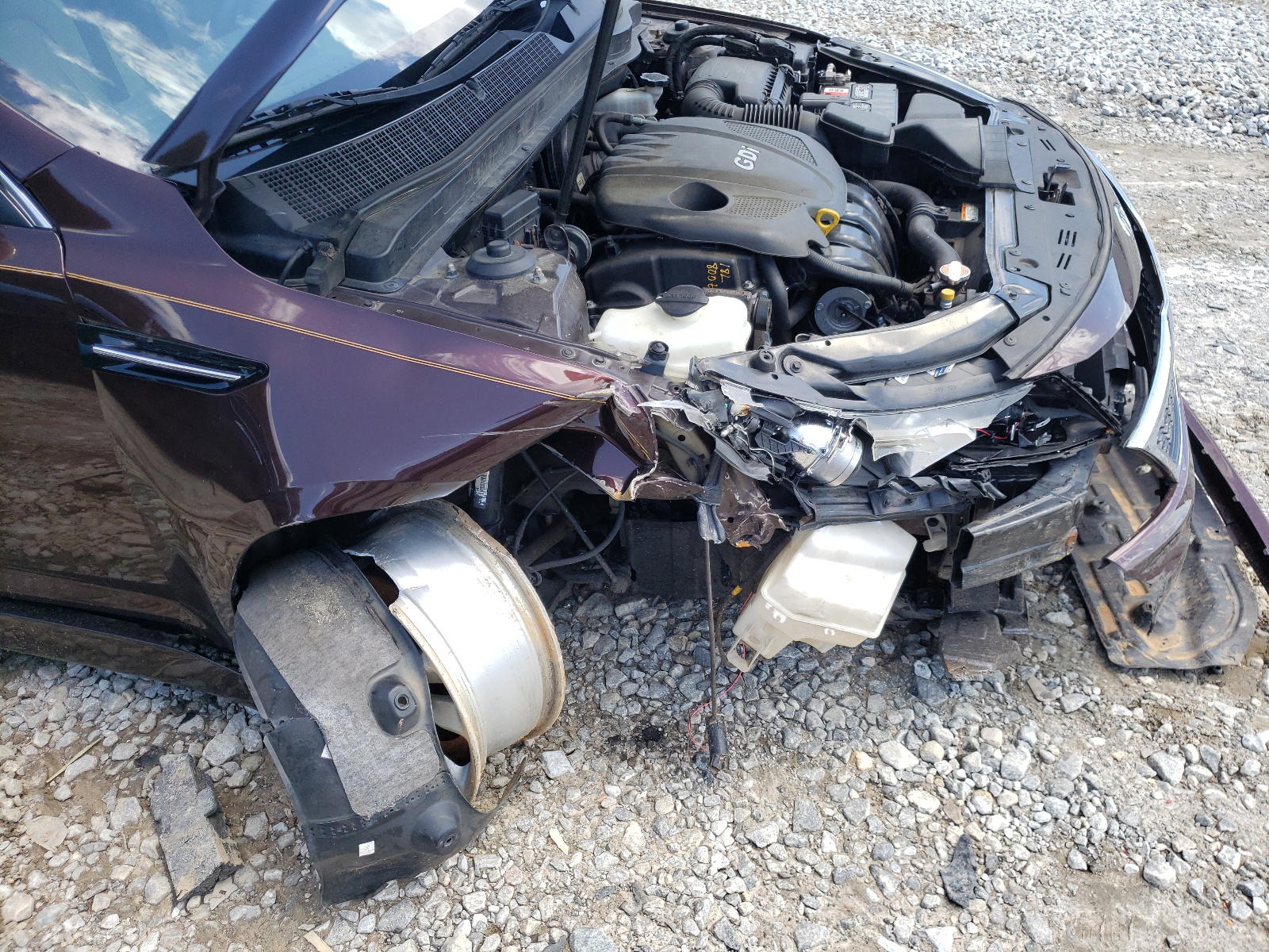 Photo 9 from auction – 2011 KIA OPTIMA EX with VIN KNAGN4A75B5077775