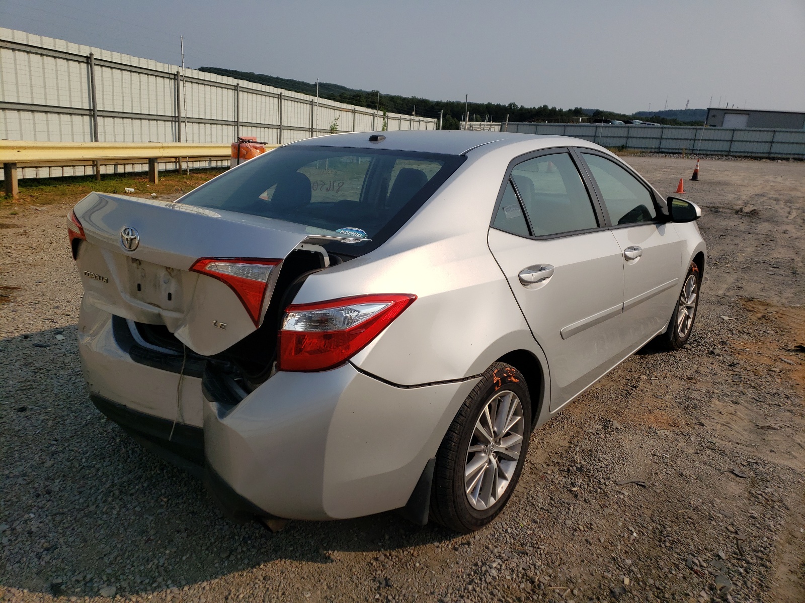 Zdjęcie 4 z aukcji – 2014 TOYOTA COROLLA L z VIN 5YFBURHE4EP117465