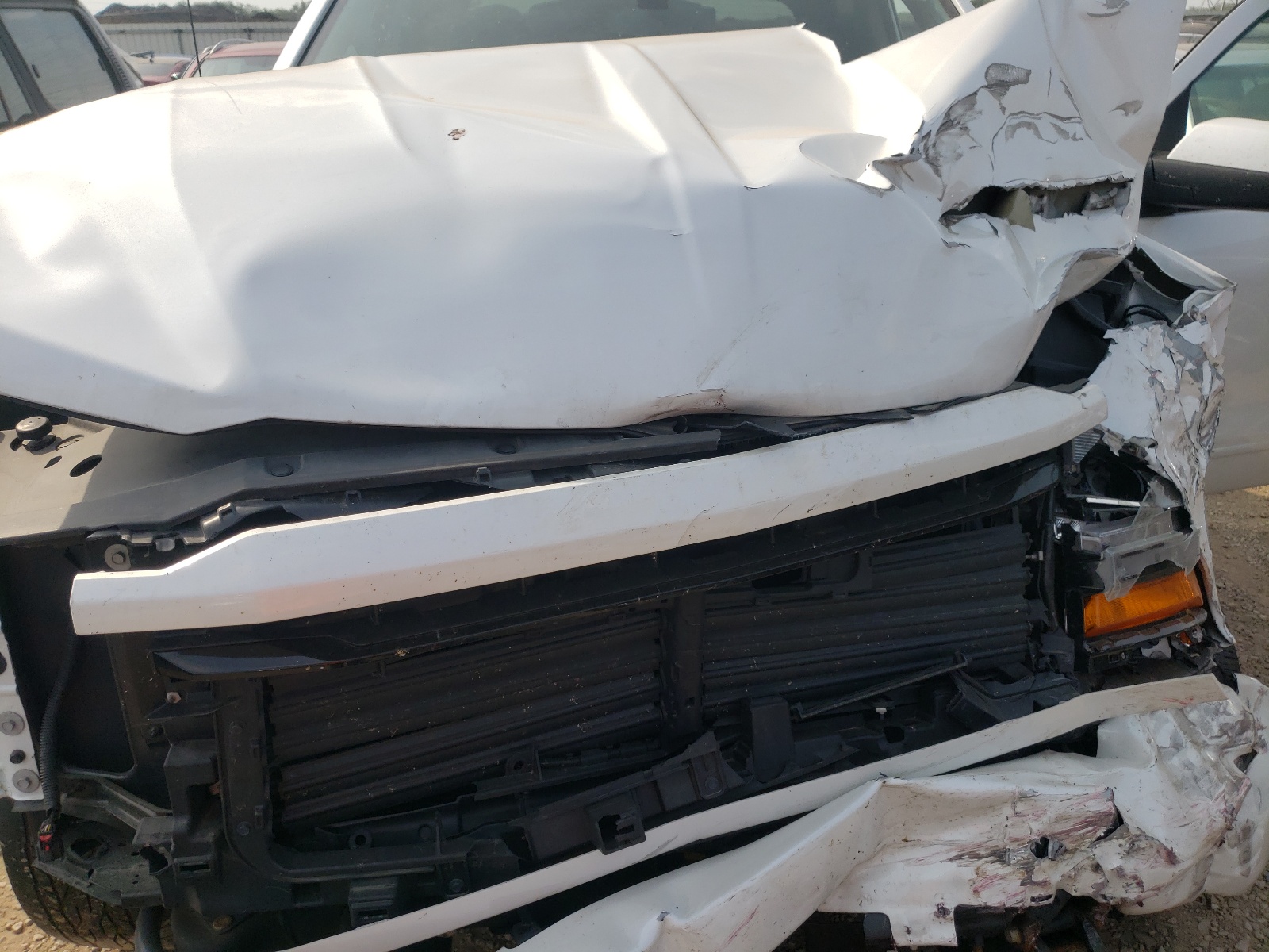 Photo 7 from auction – 2017 CHEVROLET SILVERADO with VIN 3GCUKREC3HG460151