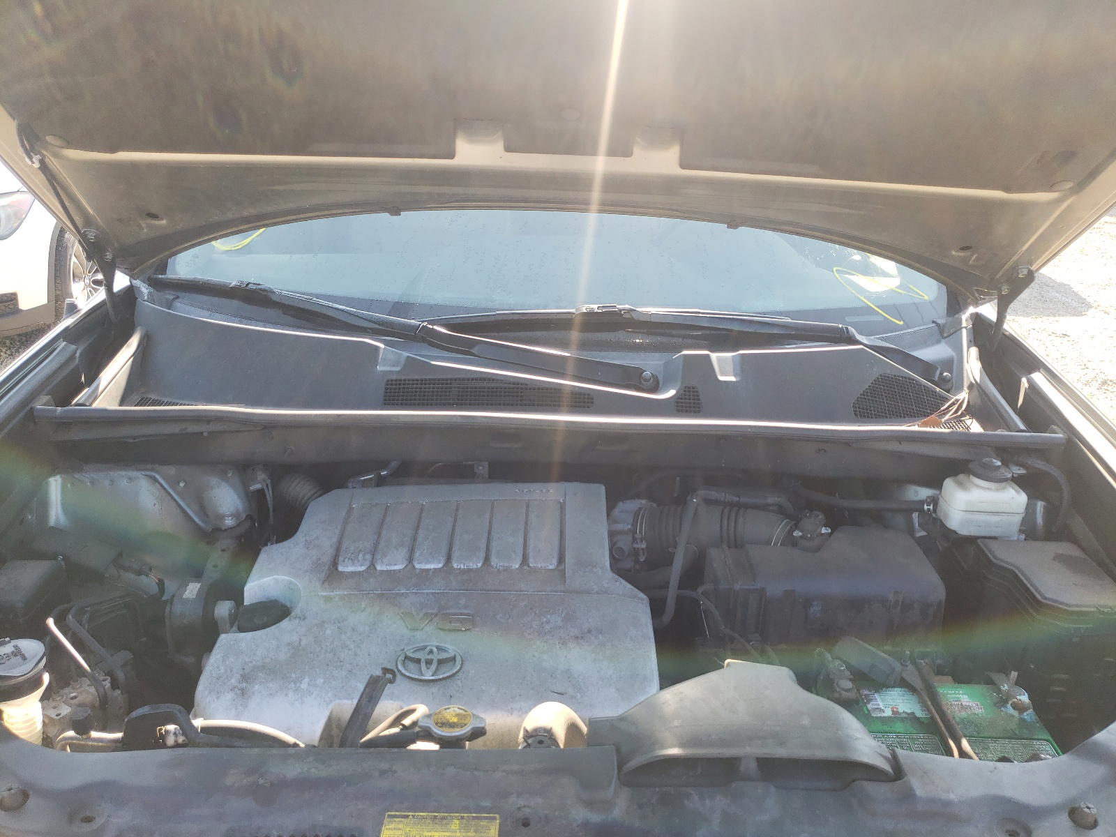 Photo 7 from auction – 2010 TOYOTA HIGHLANDER with VIN 5TDZK3EH2AS007063