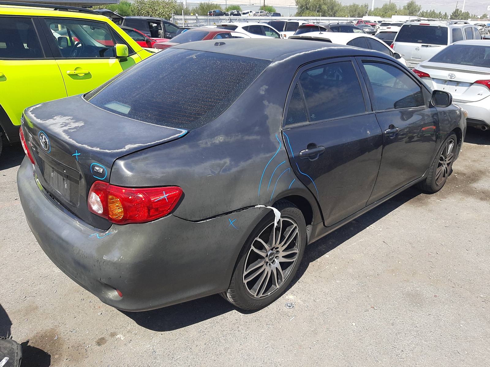 Zdjęcie 4 z aukcji – 2010 TOYOTA COROLLA BA z VIN 1NXBU4EE7AZ215440