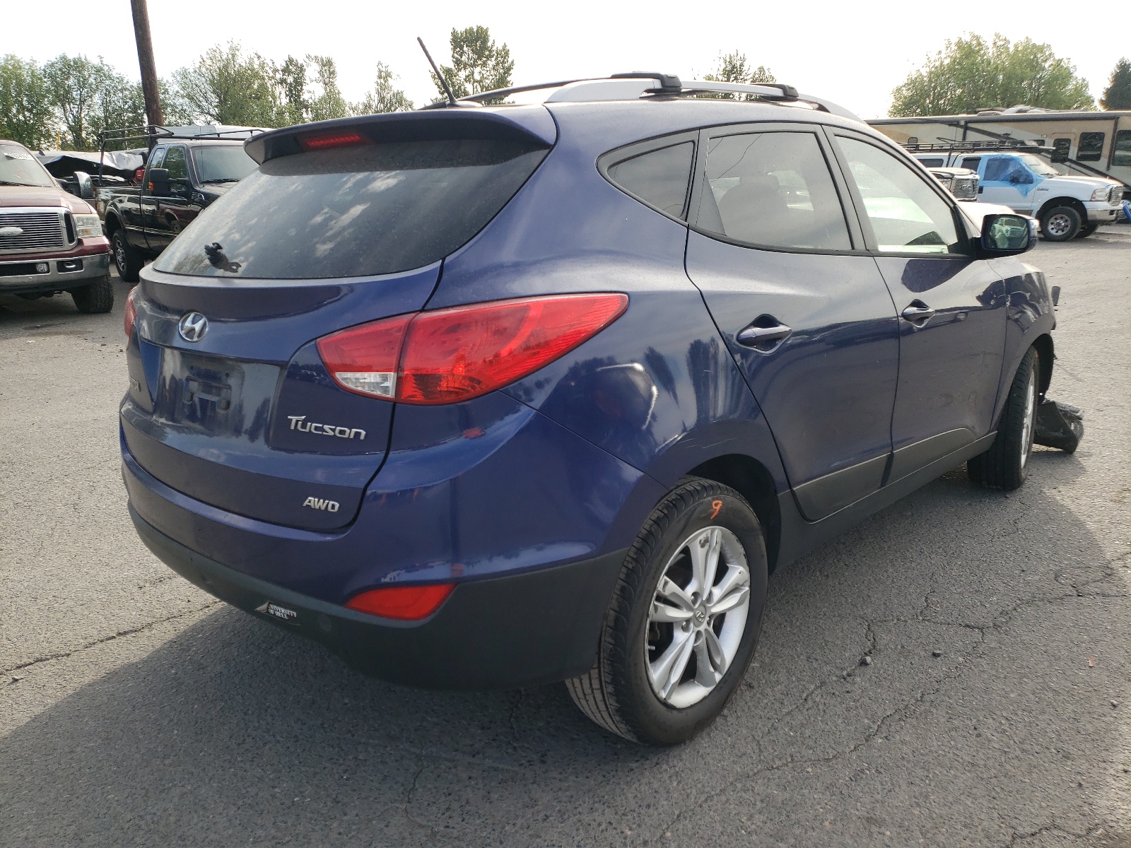 Photo 4 from auction – 2012 HYUNDAI TUCSON GLS with VIN KM8JUCAC6CU454555