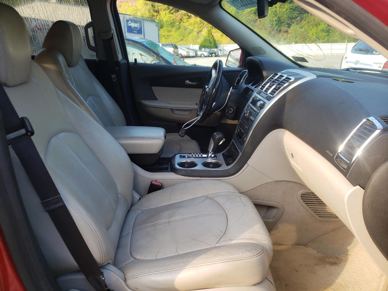 Photo 5 from auction – 2012 GMC ACADIA SLT with VIN 1GKKVREDXCJ130820