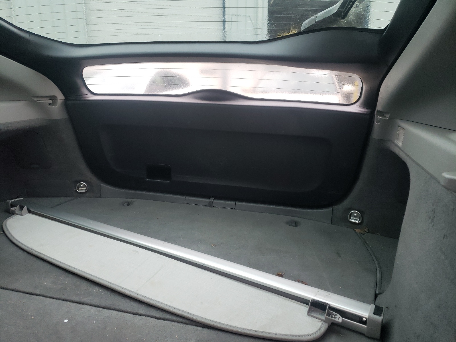 Photo 9 from auction – 2008 TOYOTA PRIUS with VIN JTDKB20U087720127