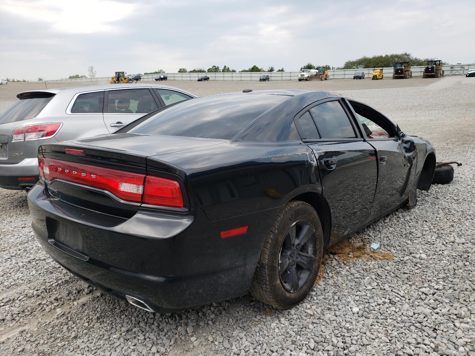 Photo 4 from auction – 2012 DODGE CHARGER SE with VIN 2C3CDXBGXCH185246