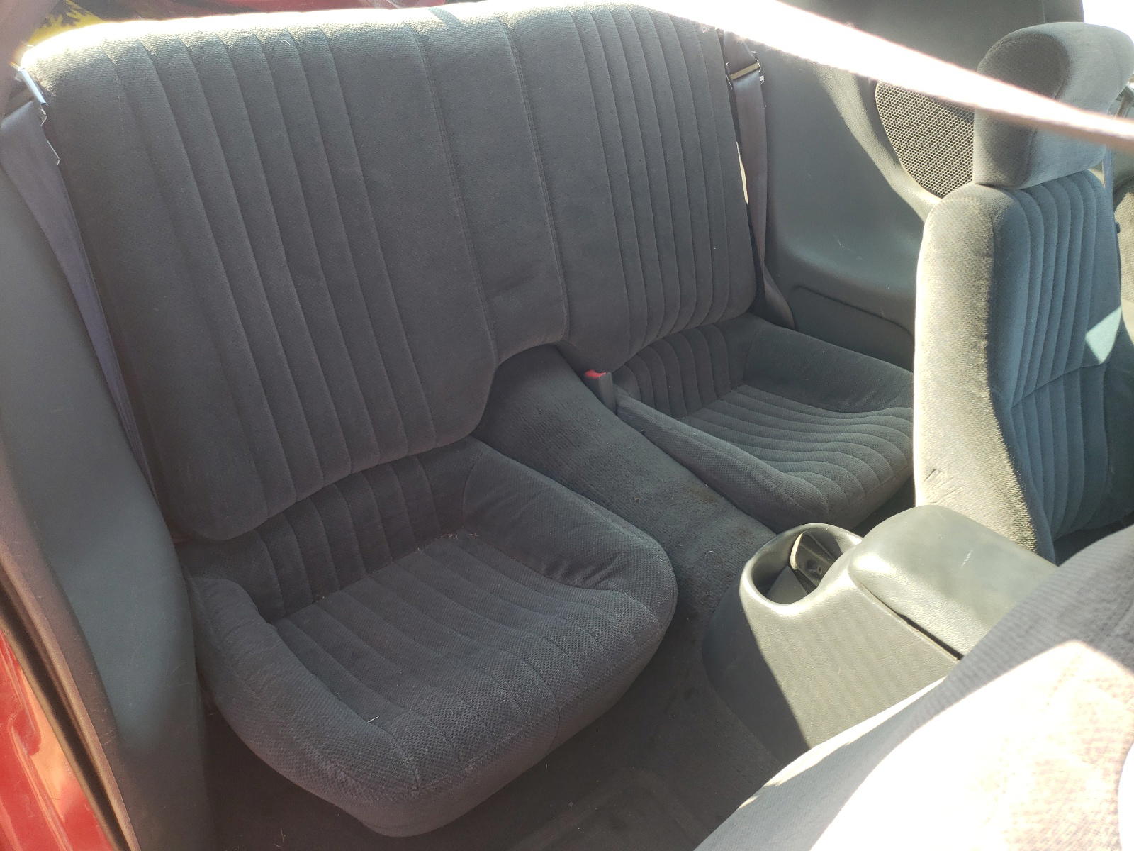 Photo 6 from auction – 1998 PONTIAC FIREBIRD with VIN 2G2FS22K7W2218267