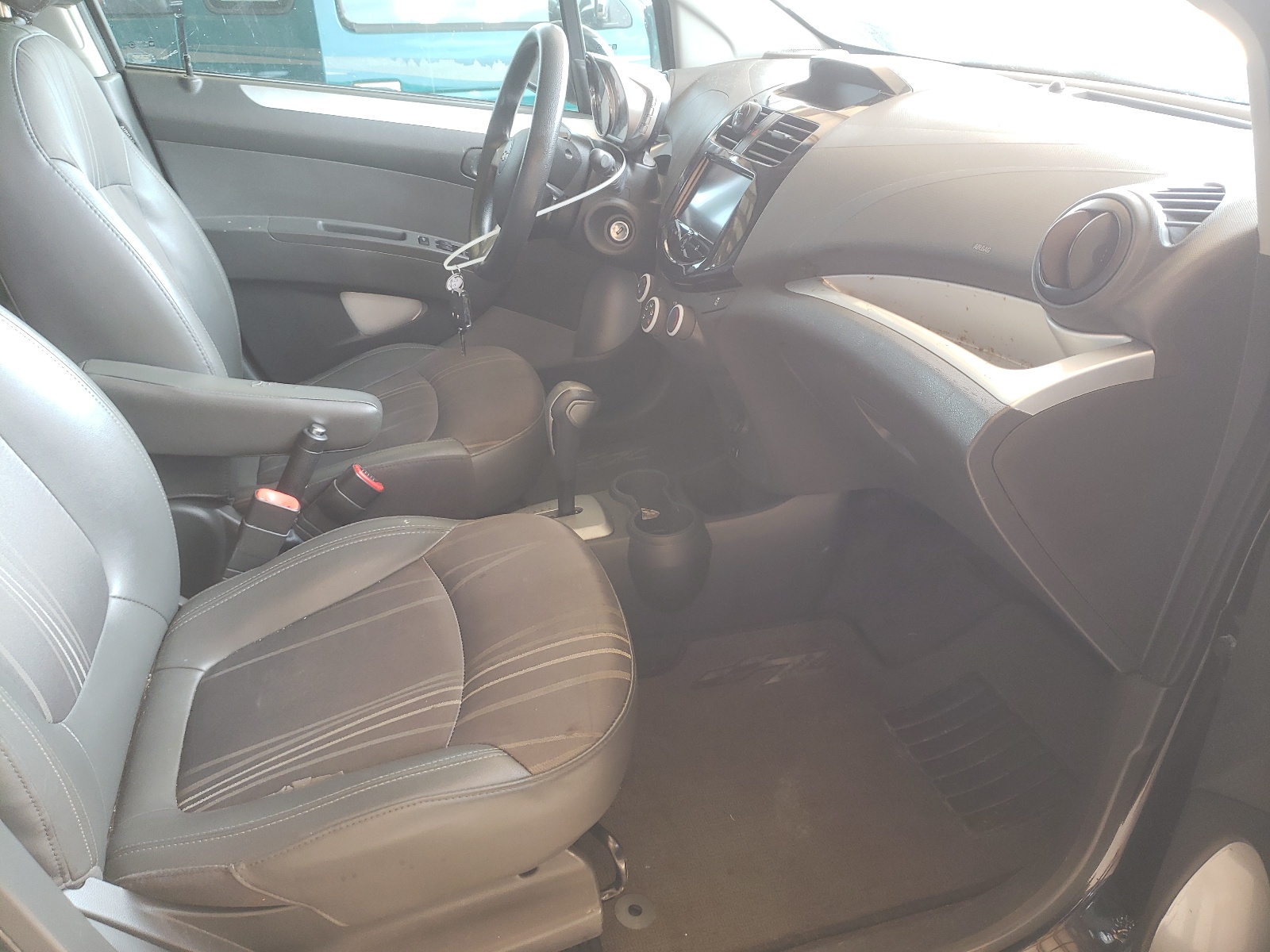 Zdjęcie 5 z aukcji – 2014 CHEVROLET SPARK 1LT z VIN KL8CD6S92EC468732
