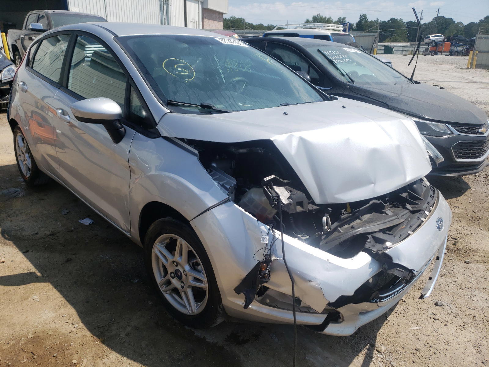 FORD FIESTA SE 2017 with VIN 3FADP4EJ8HM132380 - Photo from auction