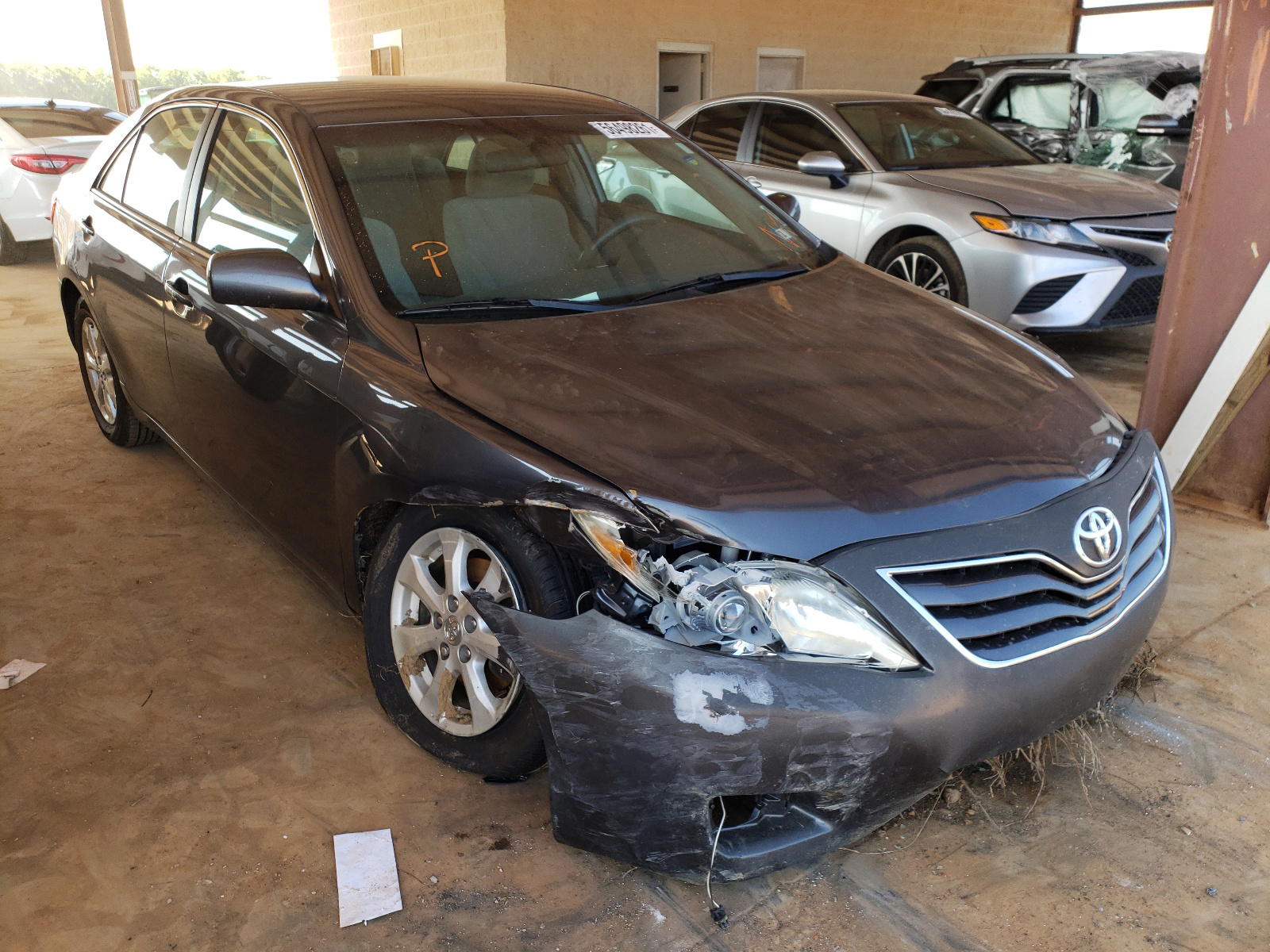 TOYOTA CAMRY BASE 2011 with VIN 4T4BF3EK7BR140465 - Photo from auction