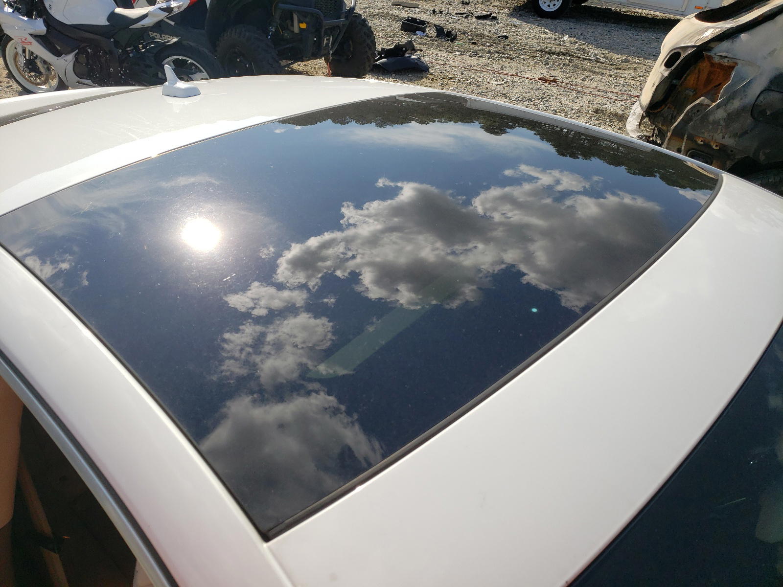 Photo 9 from auction – 2010 AUDI A5 PREMIUM with VIN WAULFAFR7AA075519